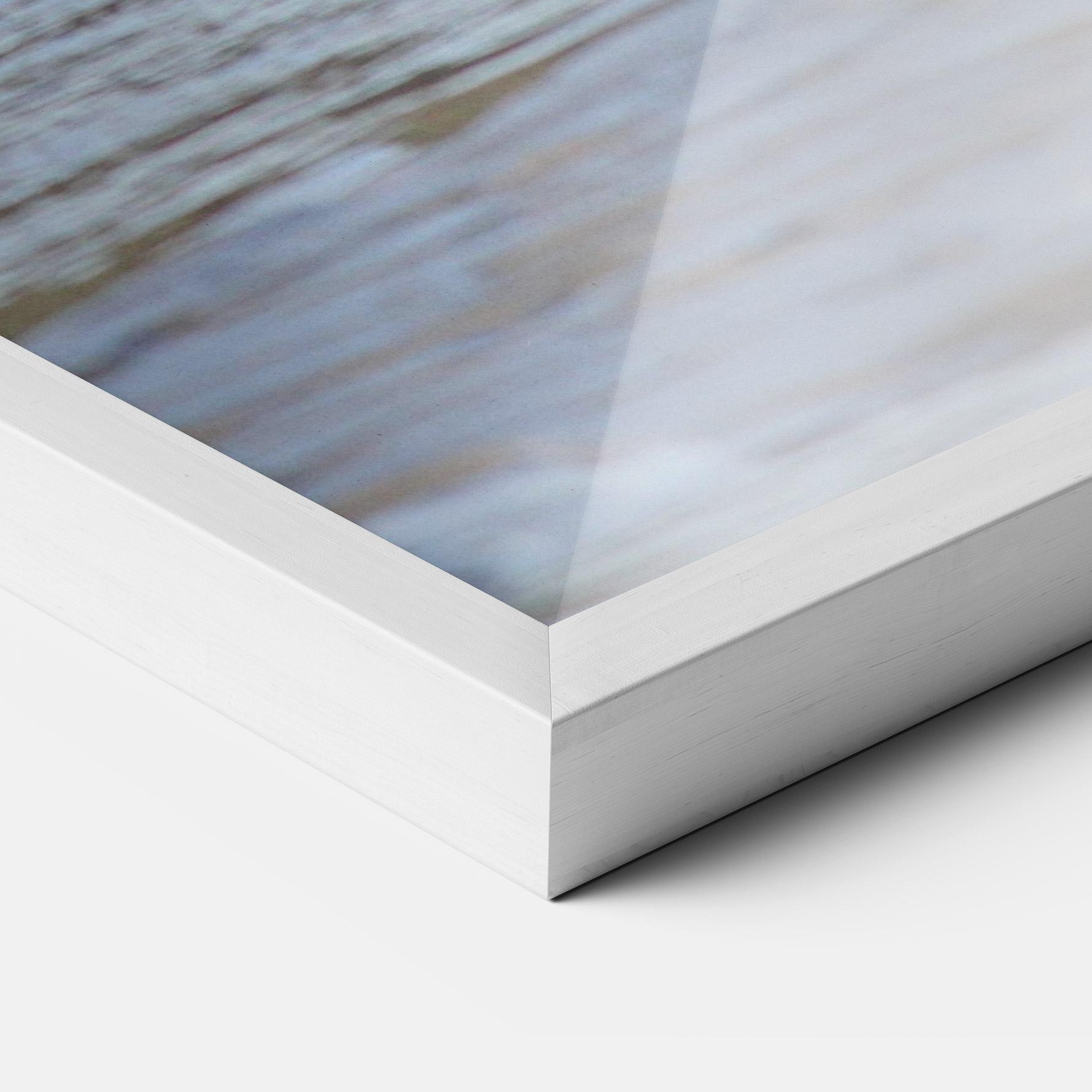 Gerahmte Poster Water Pug mockup 3