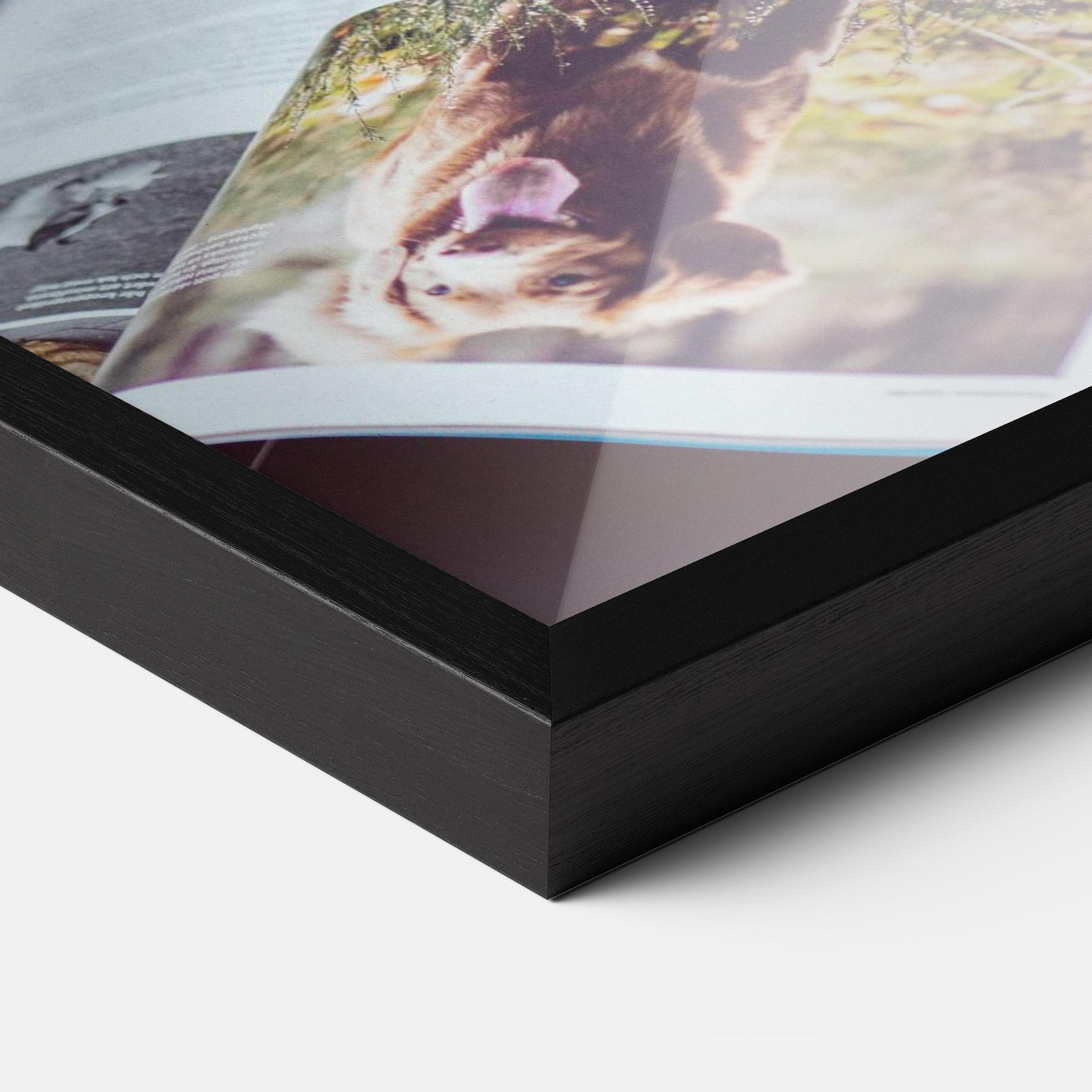 Gerahmte Poster Learning Dog mockup 3