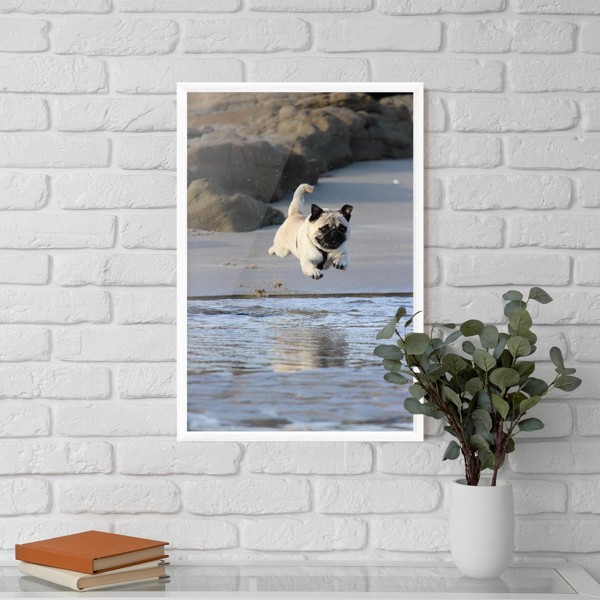 Gerahmte Poster Water Pug mockup 5