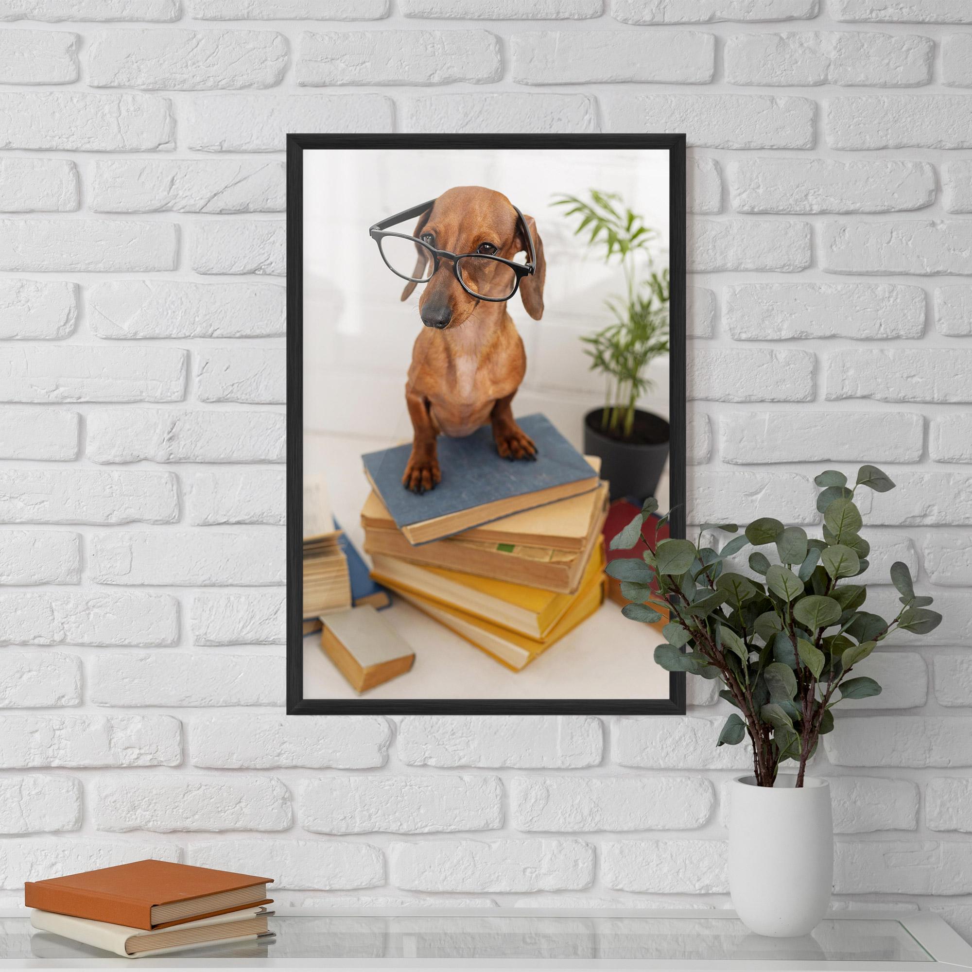 Gerahmte Poster Books Cute Dog mockup 5