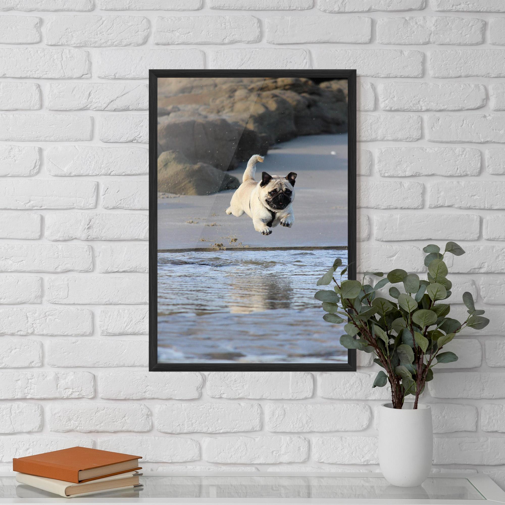Gerahmte Poster Water Pug mockup 5