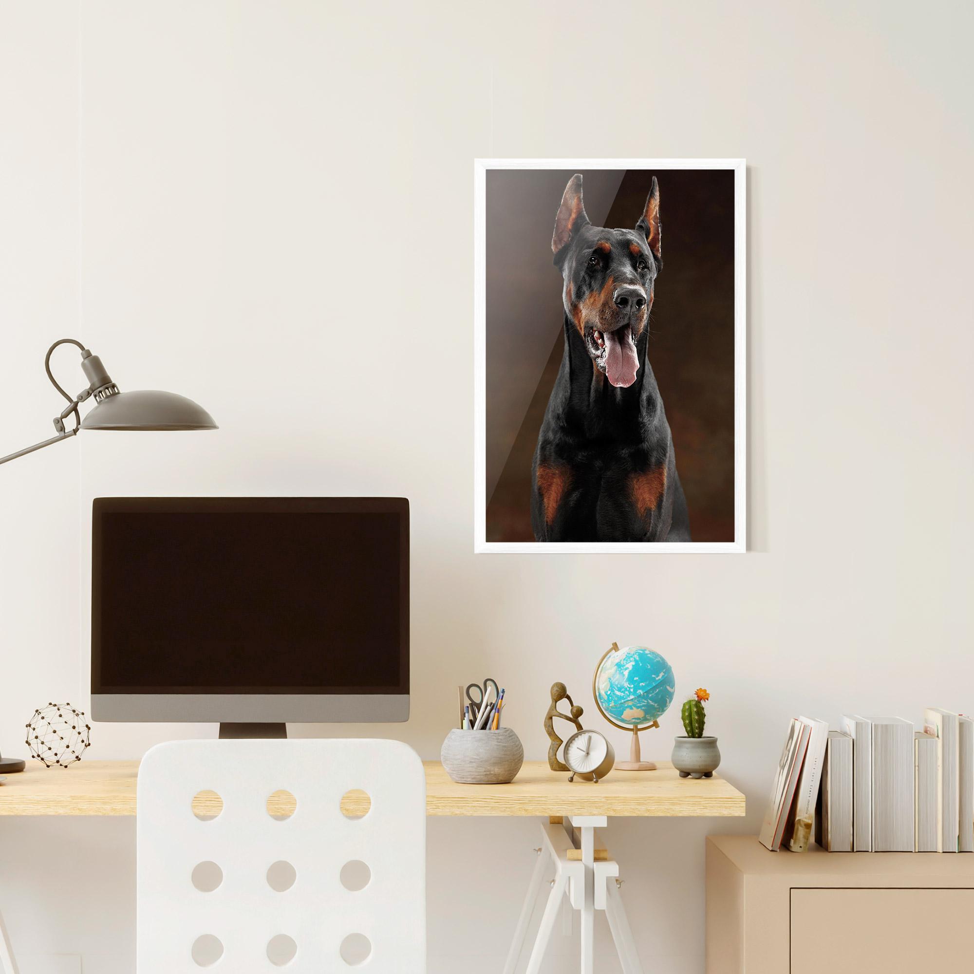 Gerahmte Poster Doberman Looking mockup 6