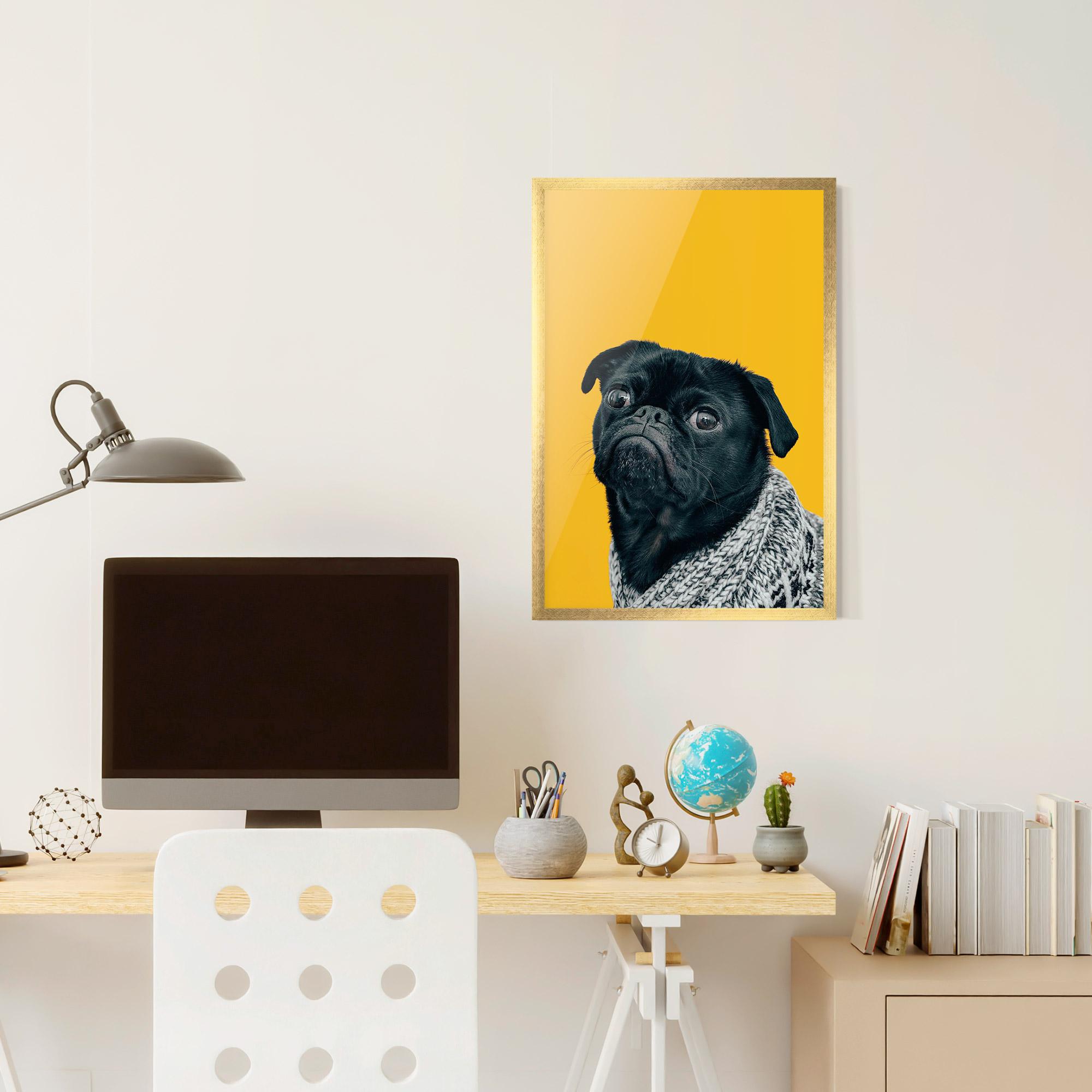 Gerahmte Poster Black Pug mockup 6