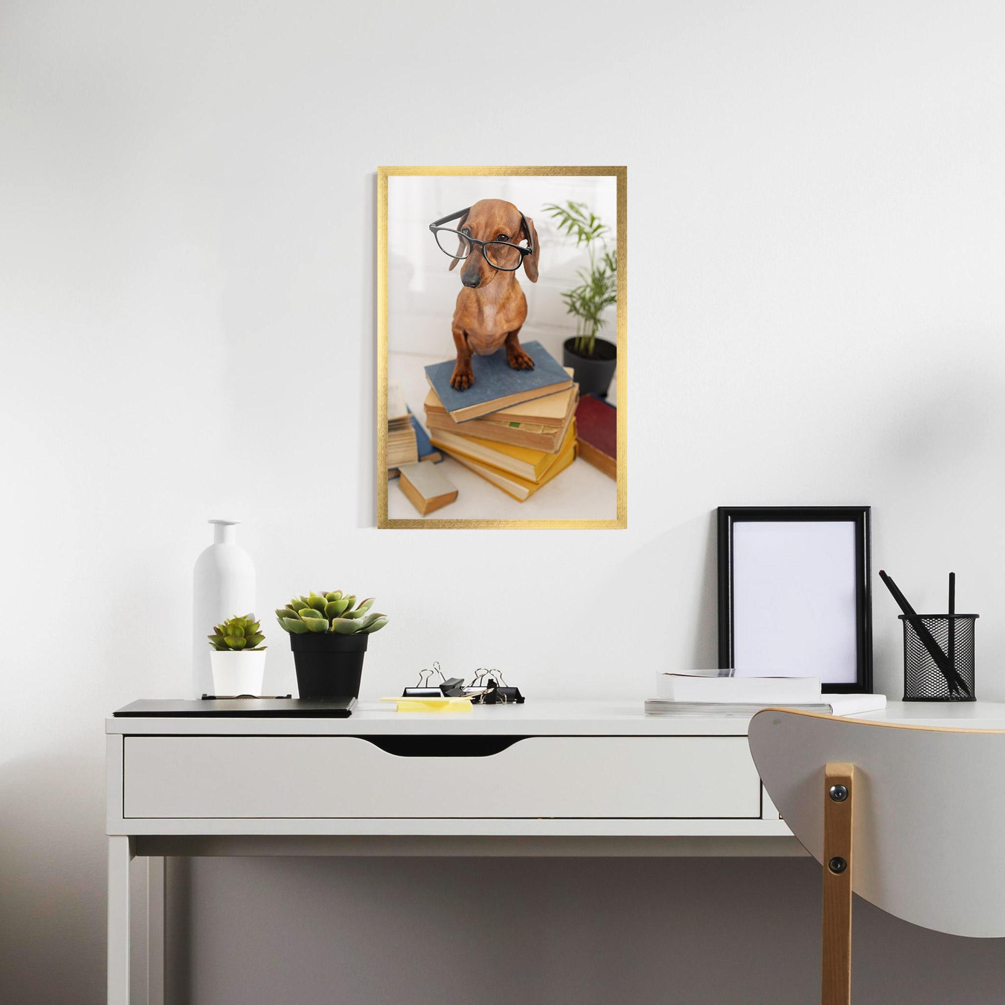 Gerahmte Poster Books Cute Dog mockup 7