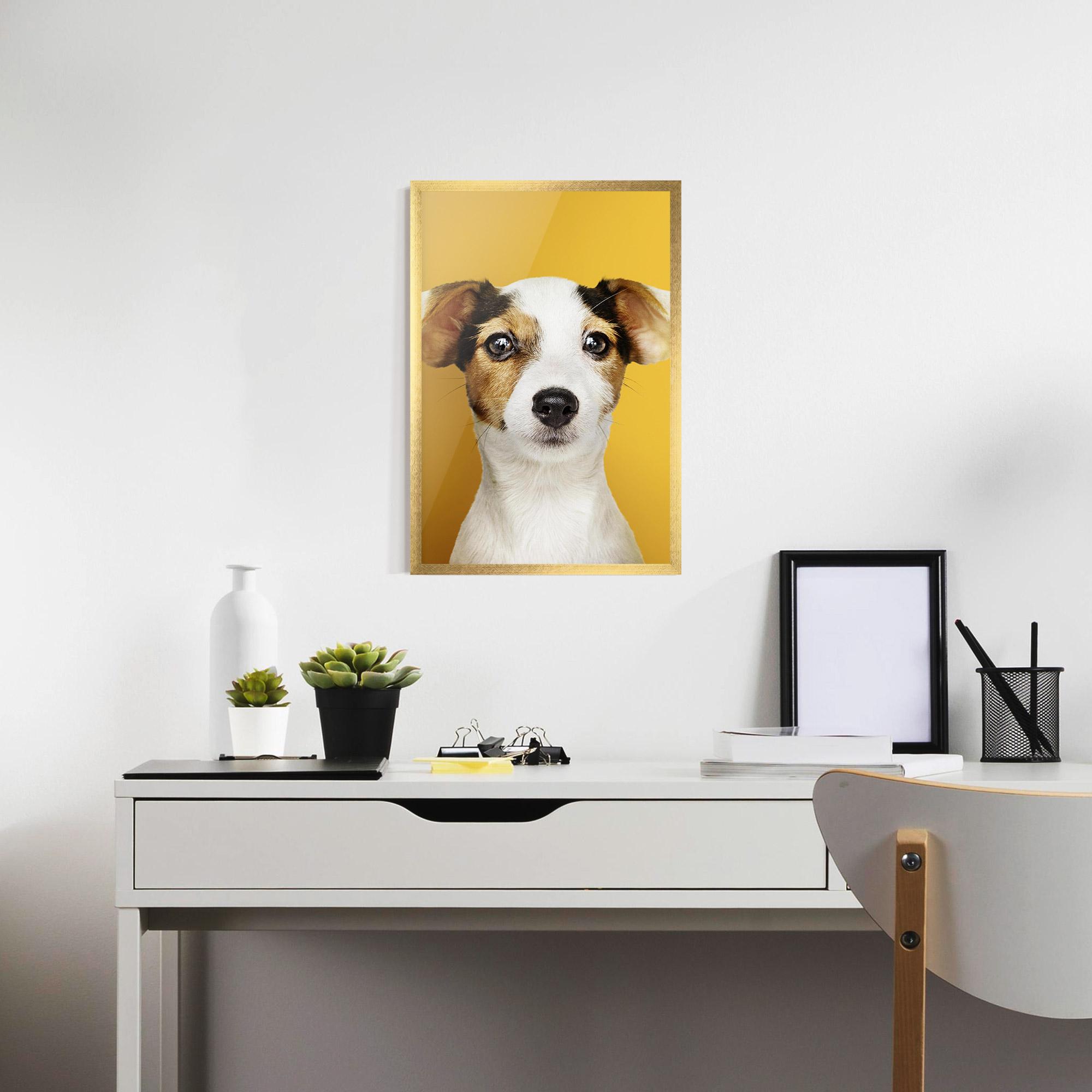 Gerahmte Poster Puppy On Yellow mockup 7