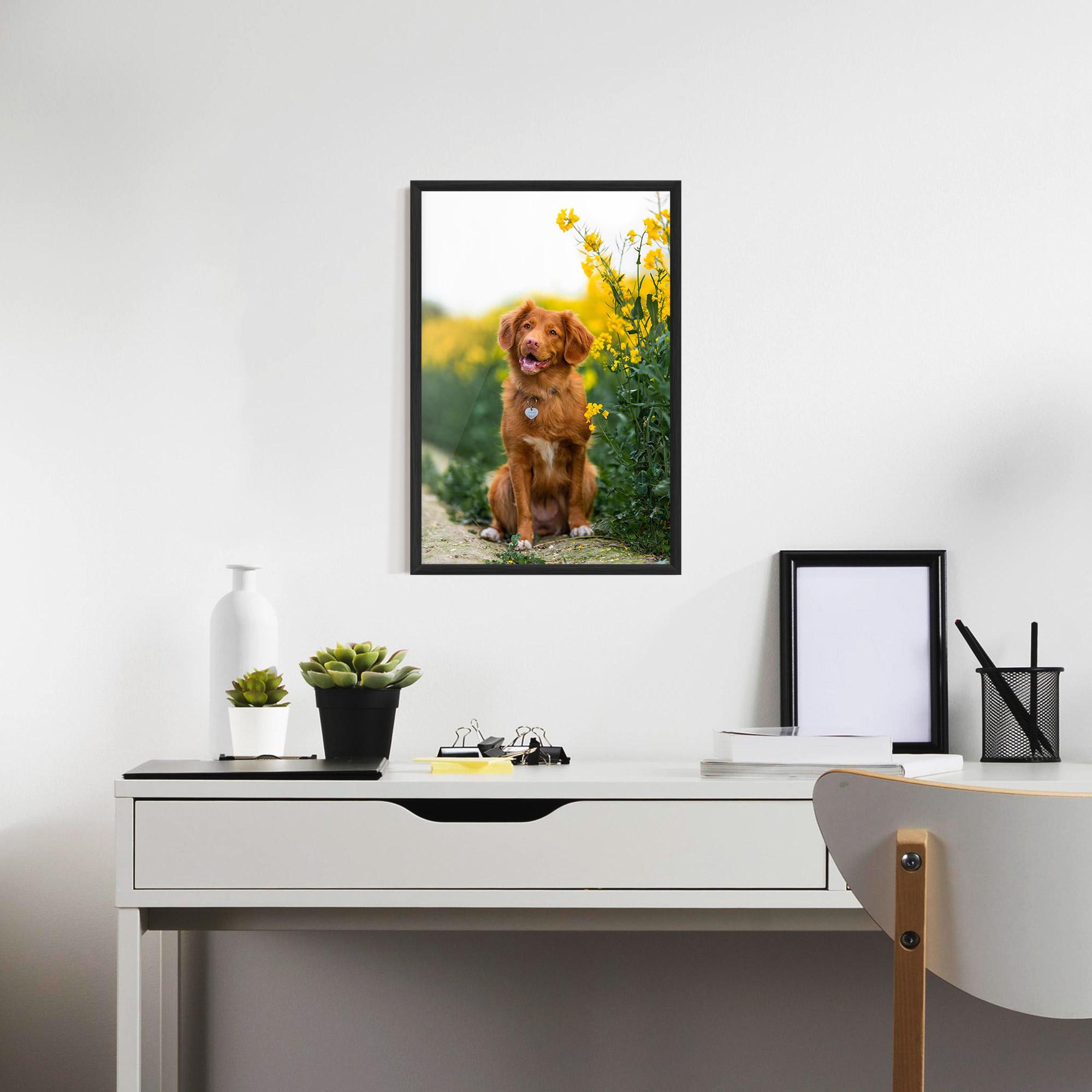 Gerahmte Poster Dog Yellow Flowers mockup 7