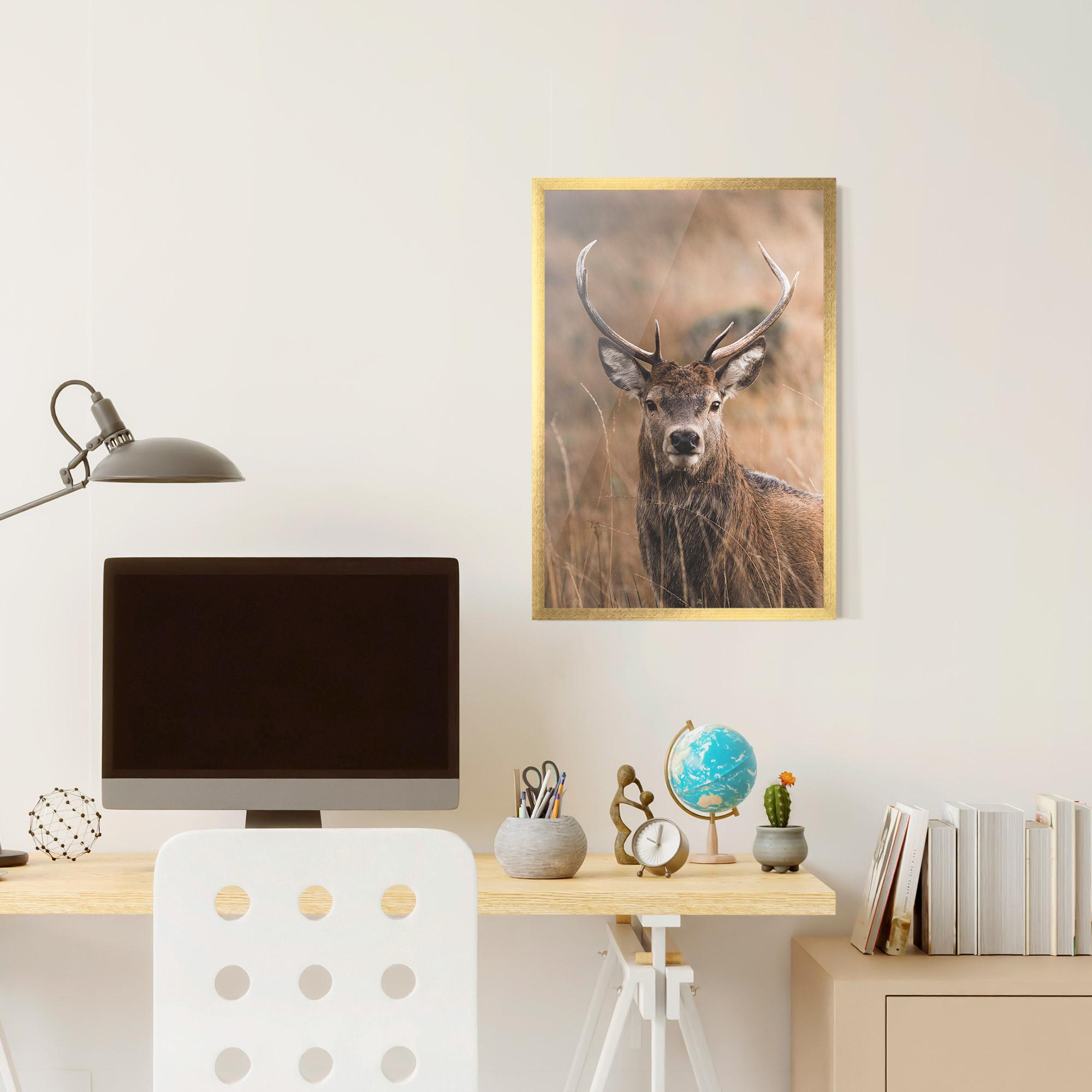 Gerahmte Poster Majestic Deer mockup 6