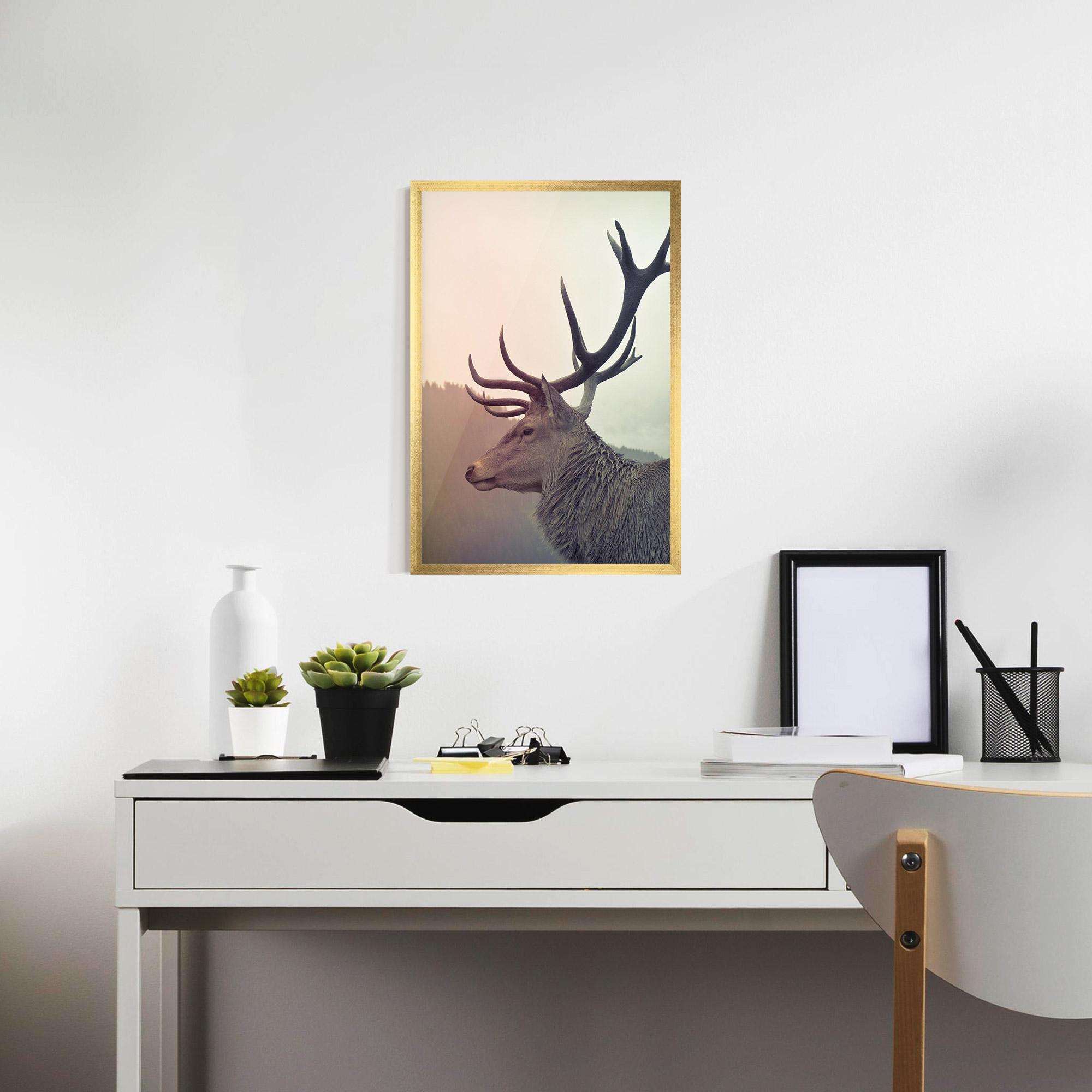 Gerahmte Poster King Of The Forest mockup 7