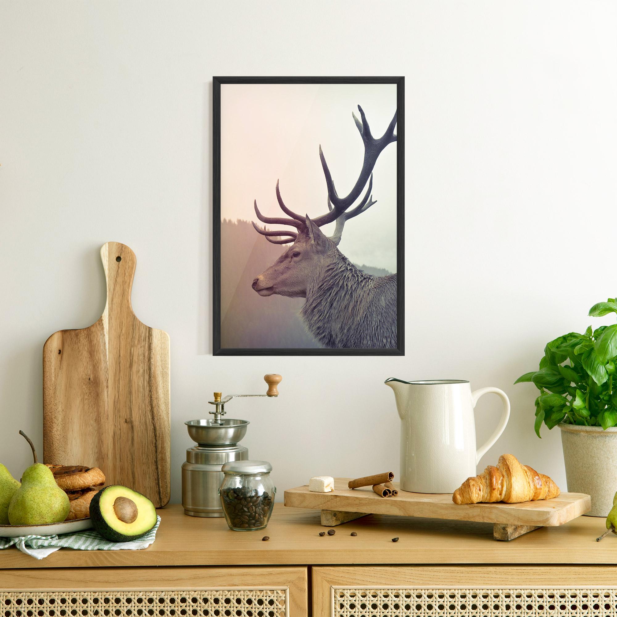 Gerahmte Poster King Of The Forest mockup 8