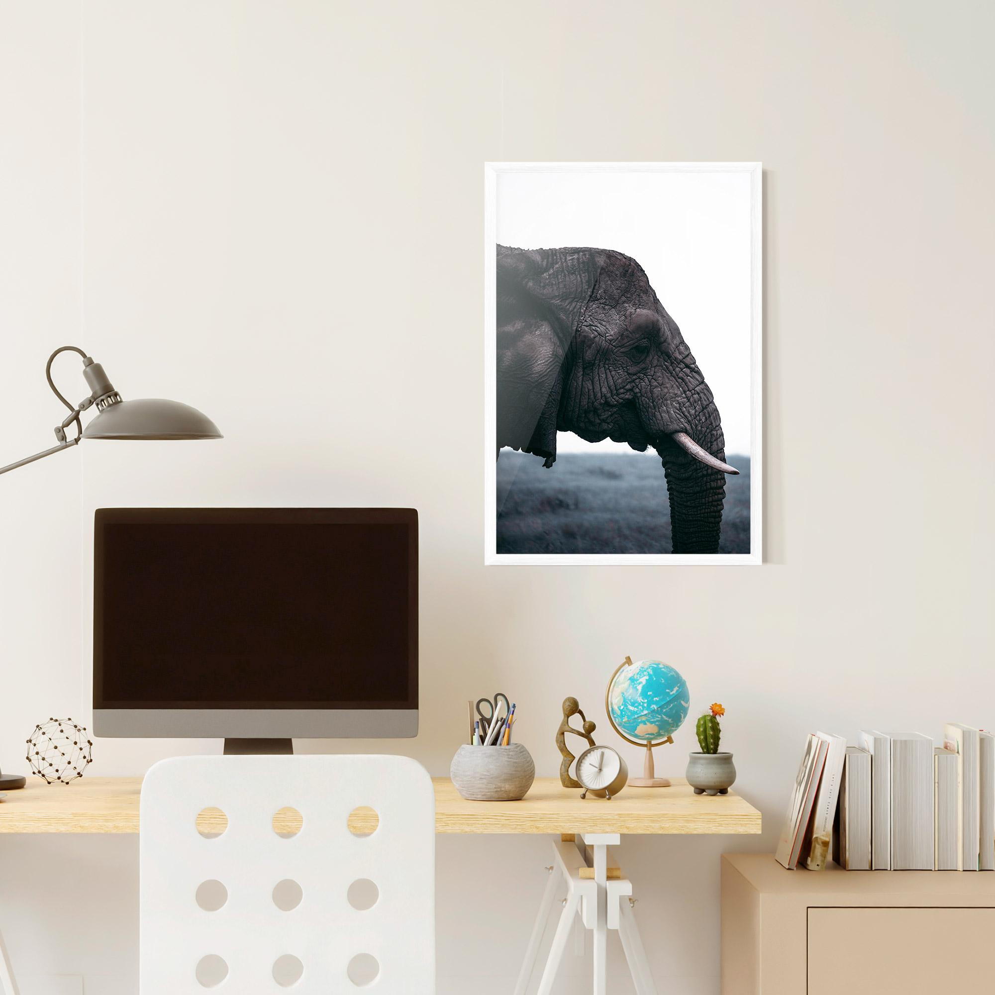 Gerahmte Poster Close Grey Eelephant mockup 6