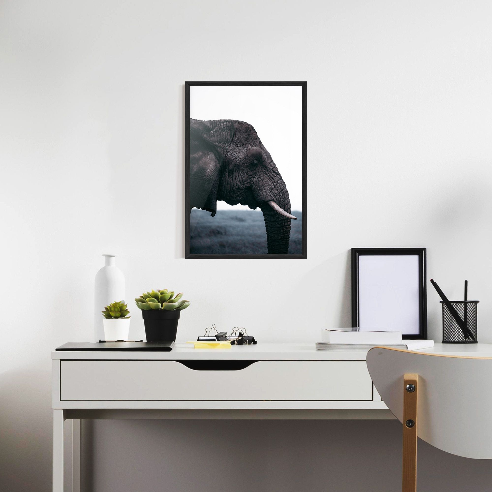 Close Grey Eelephant mockup 7