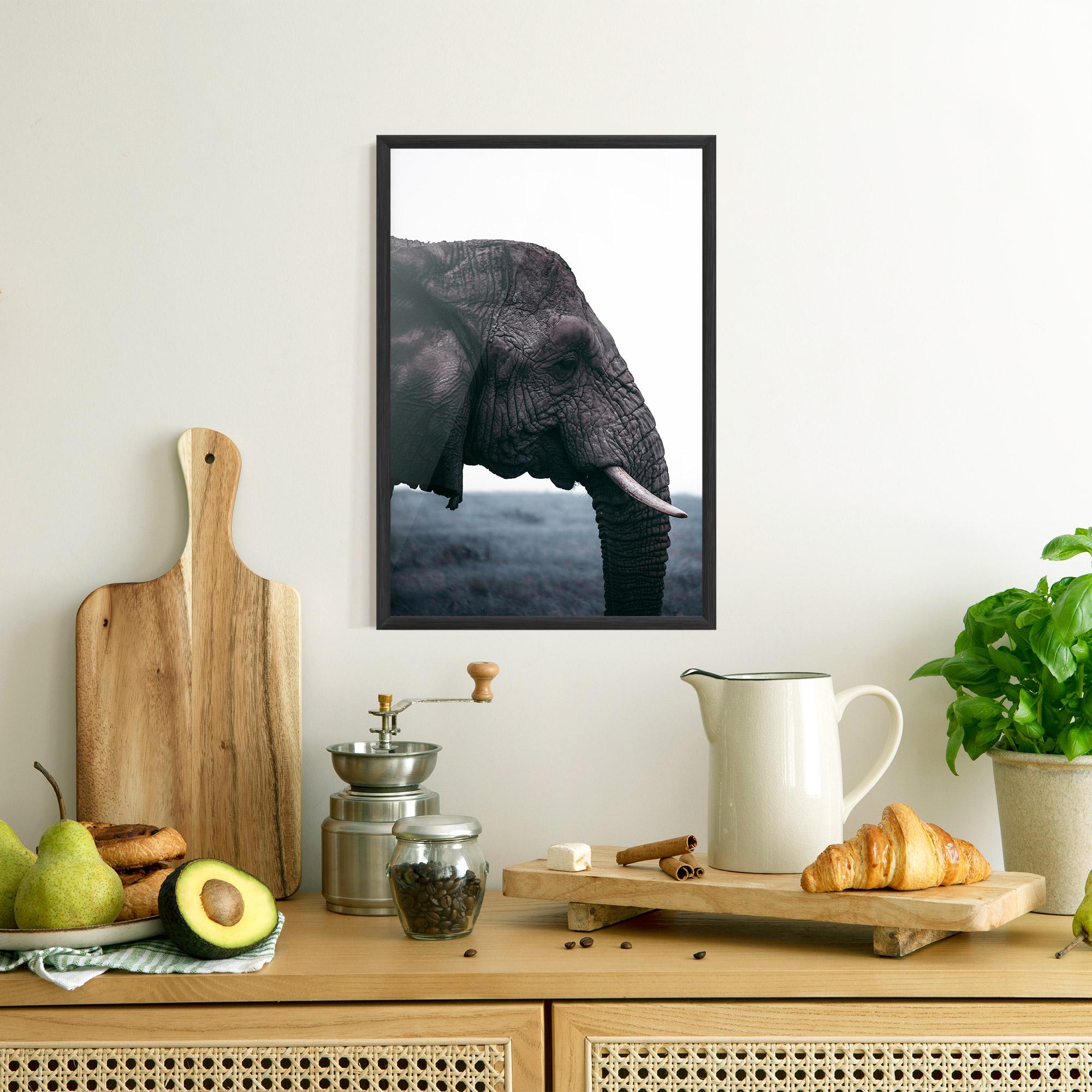 Gerahmte Poster Close Grey Eelephant mockup 8