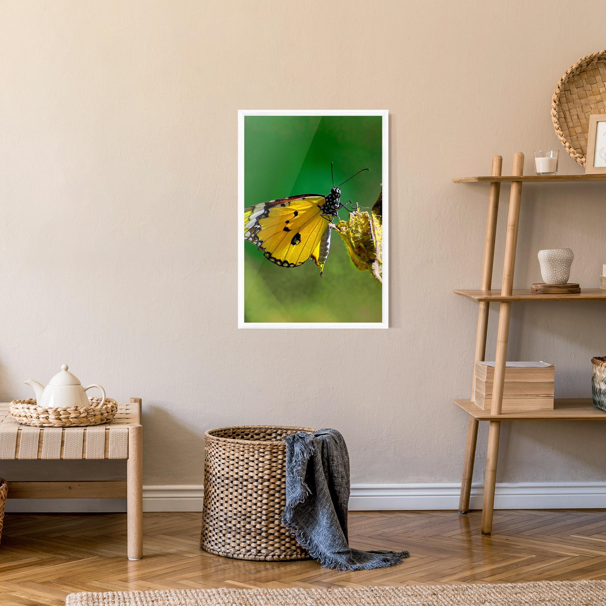 Gerahmte Poster Yellow White Butterfly mockup 9