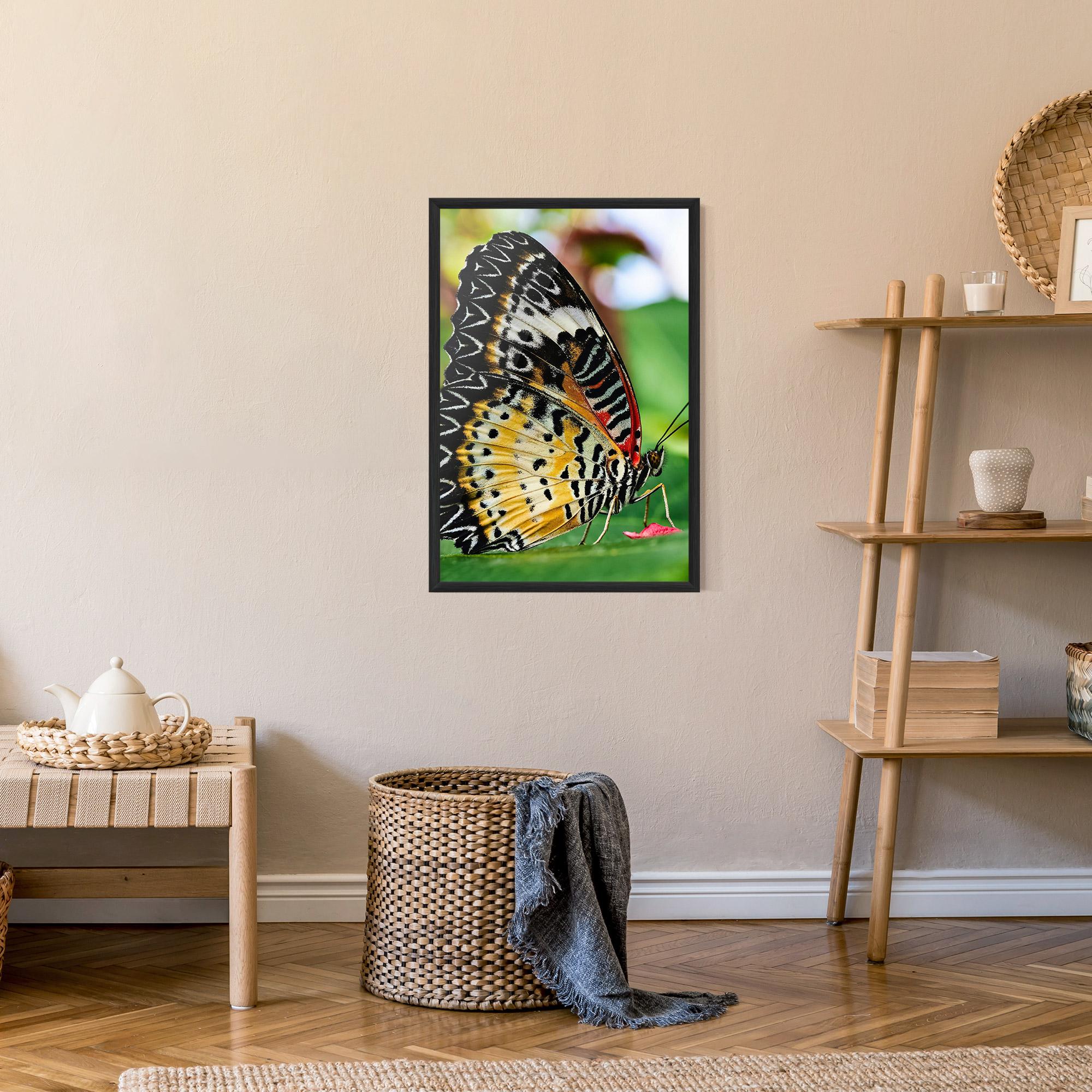 Gerahmte Poster Pretty Colorful Butterfly mockup 9