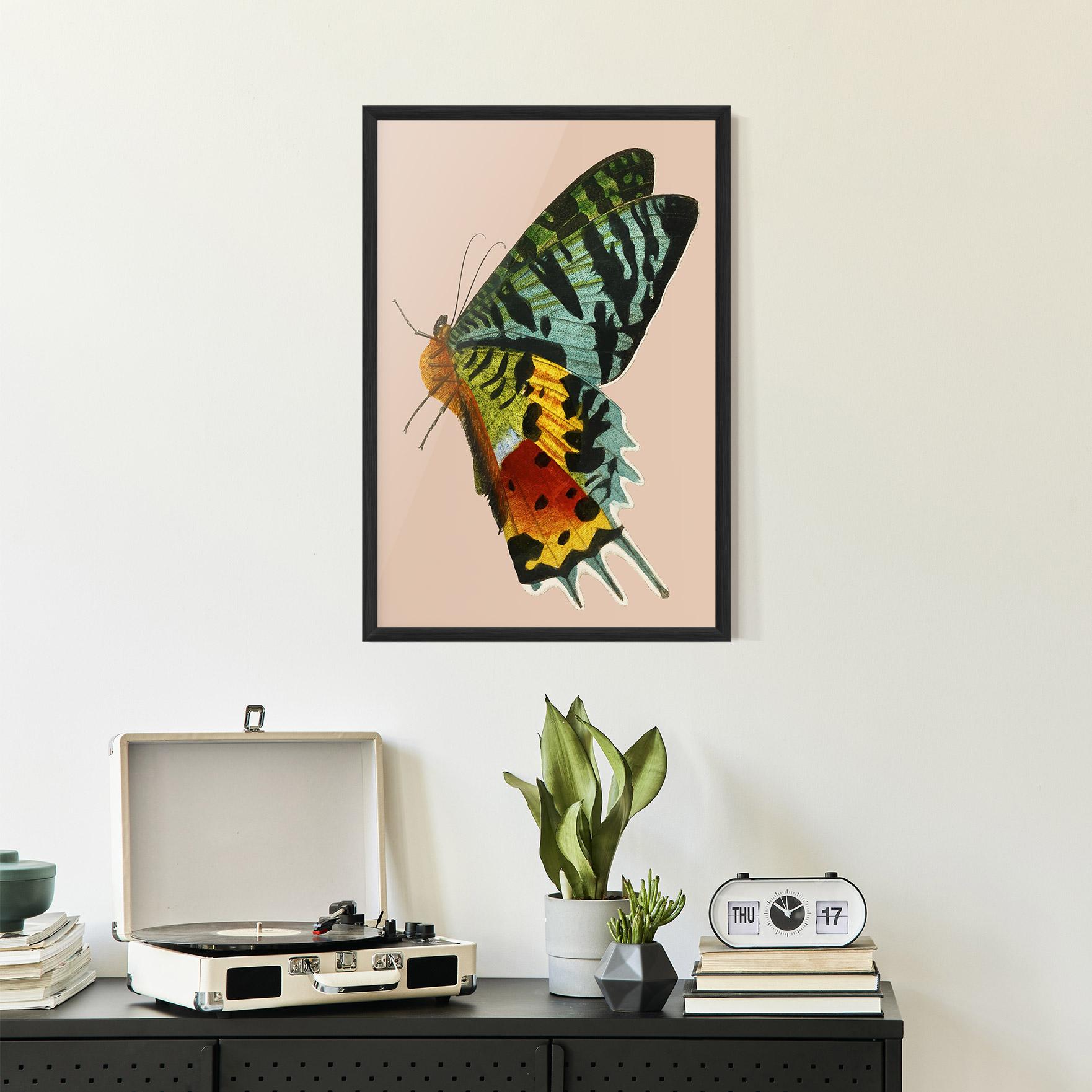 Gerahmte Poster Butterfly On Pink mockup 2