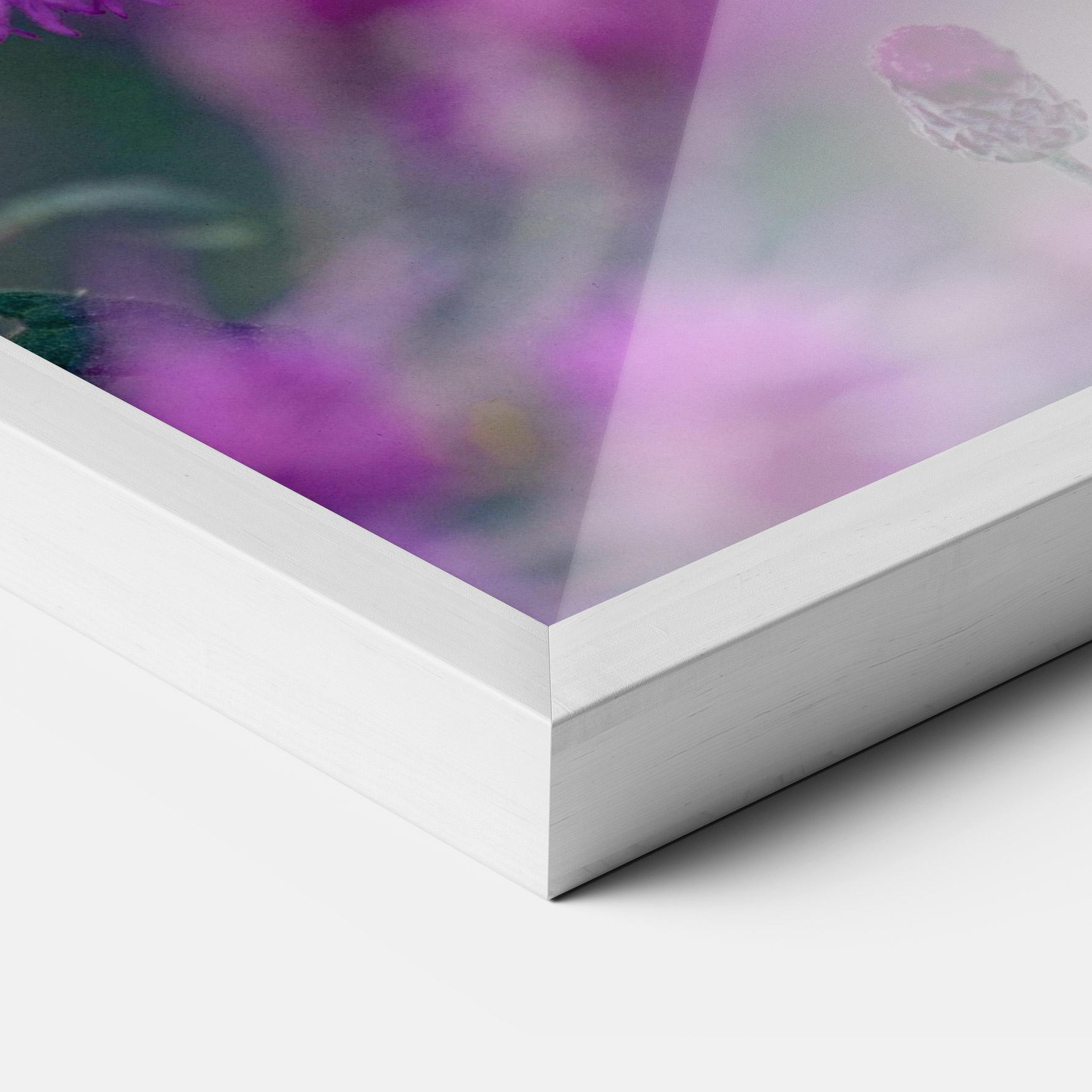 Gerahmte Poster Cream Black Butterfly mockup 3