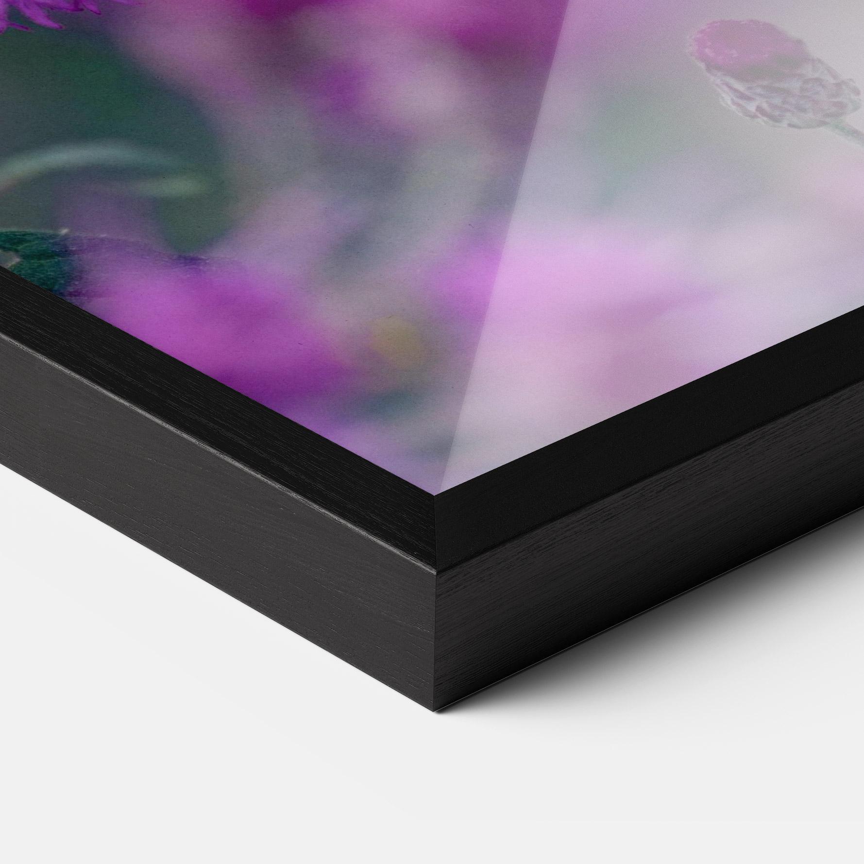 Gerahmte Poster Cream Black Butterfly mockup 3