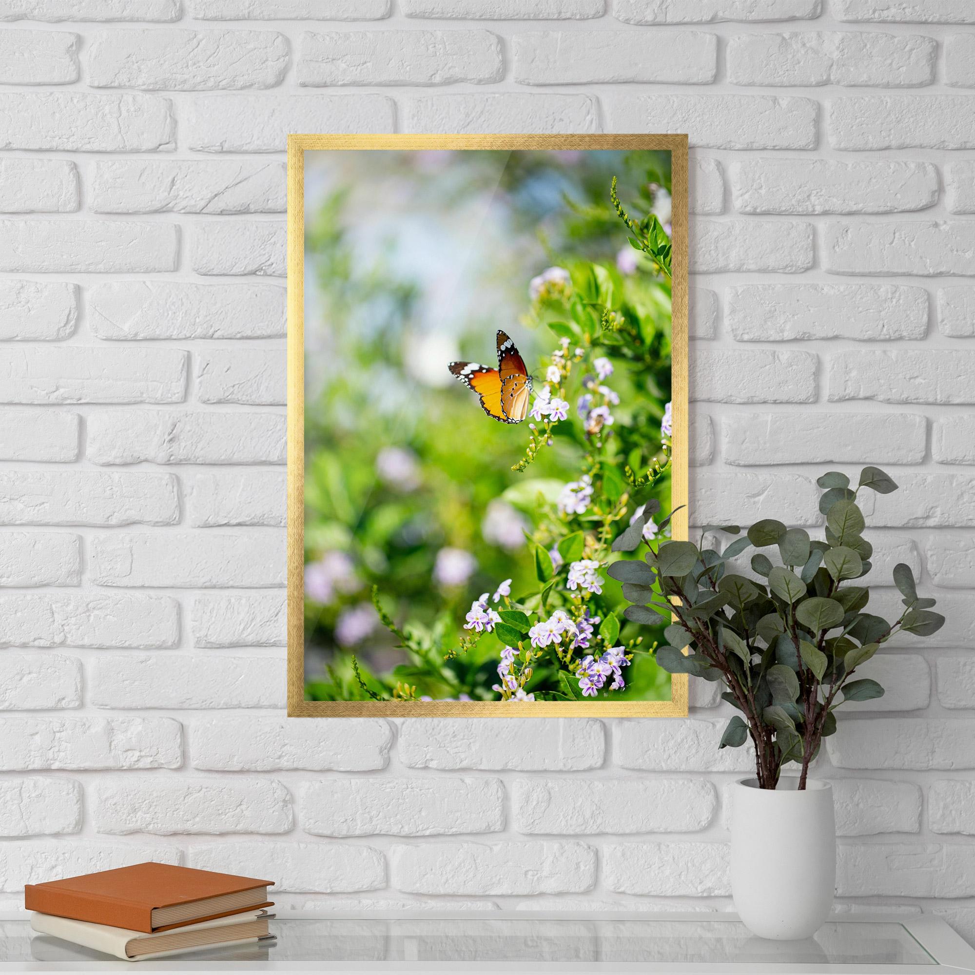 Gerahmte Poster Little Orange Elephant mockup 5