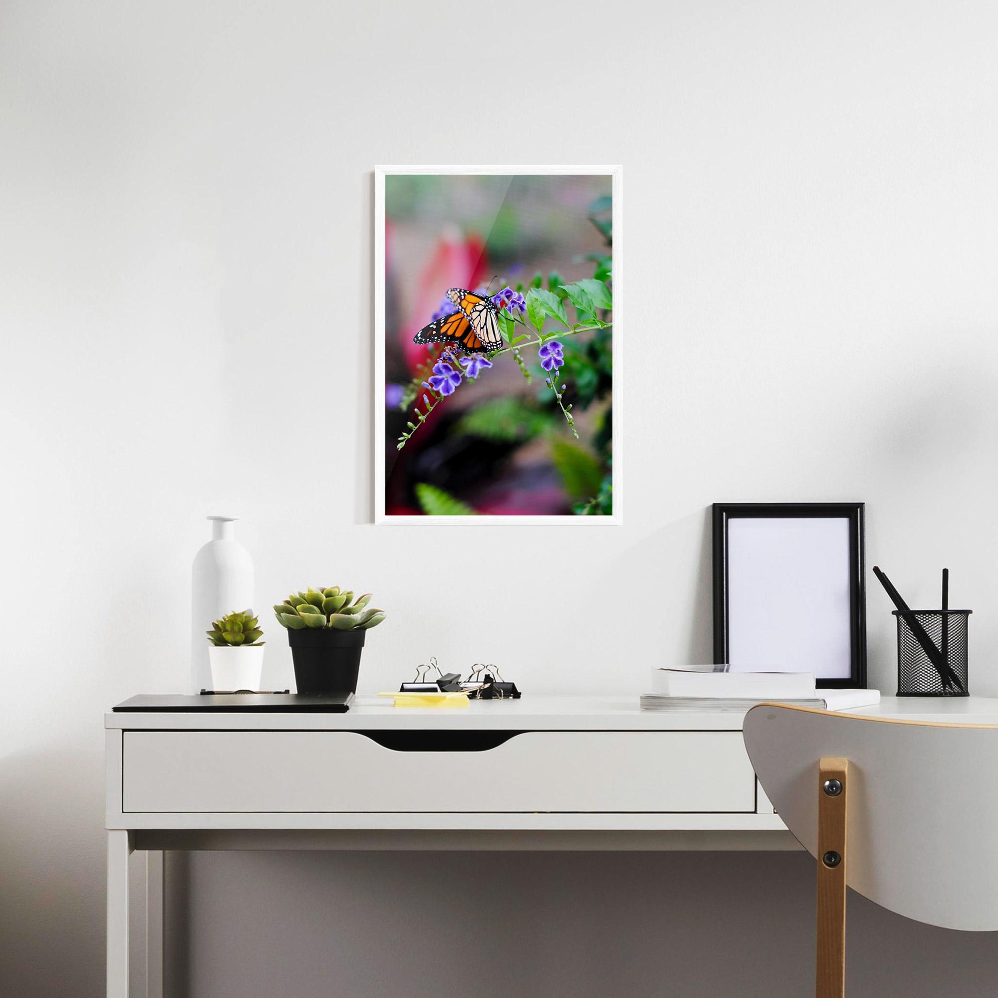 Gerahmte Poster Strong Orange Butterfly mockup 7