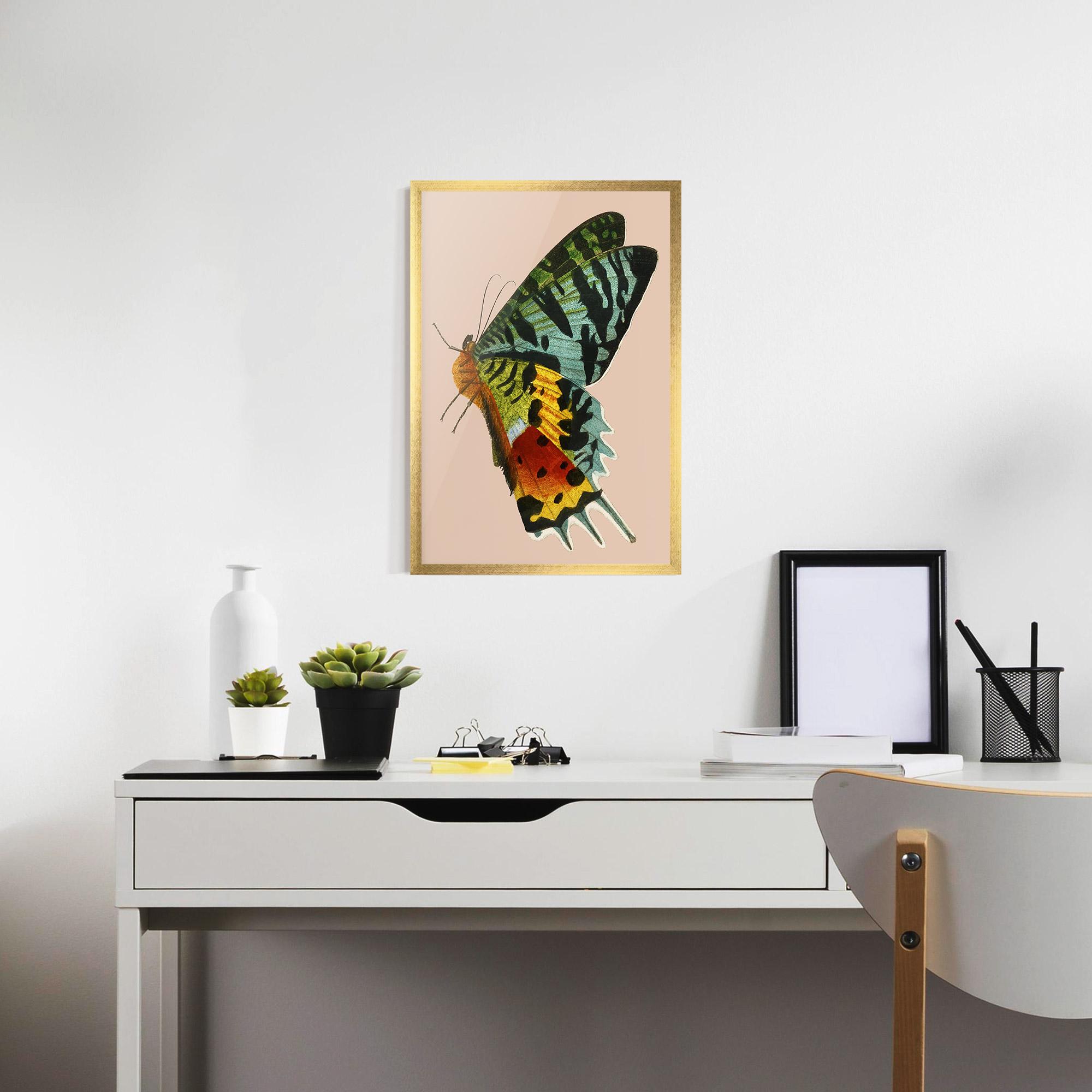 Gerahmte Poster Butterfly On Pink mockup 7