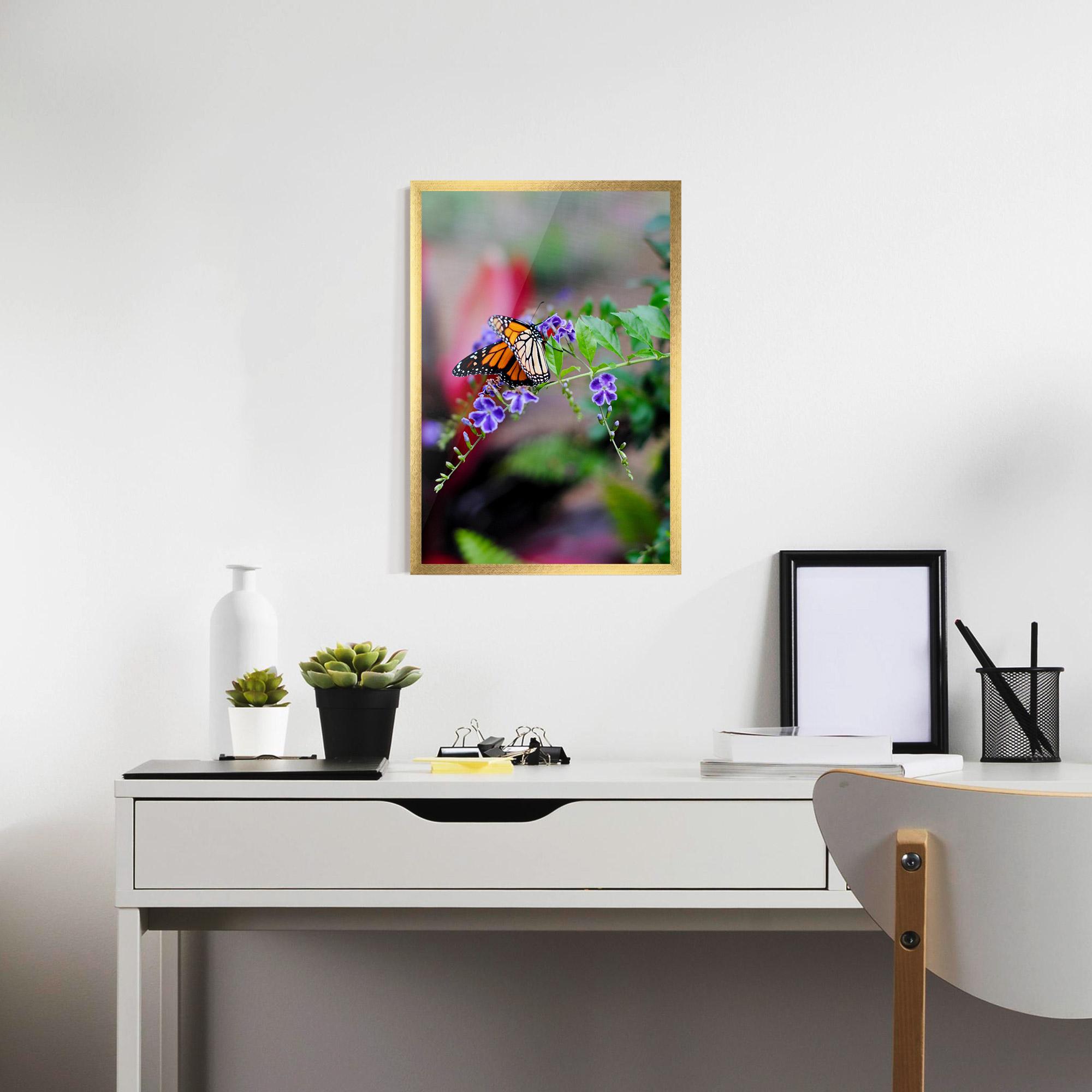 Gerahmte Poster Strong Orange Butterfly mockup 7