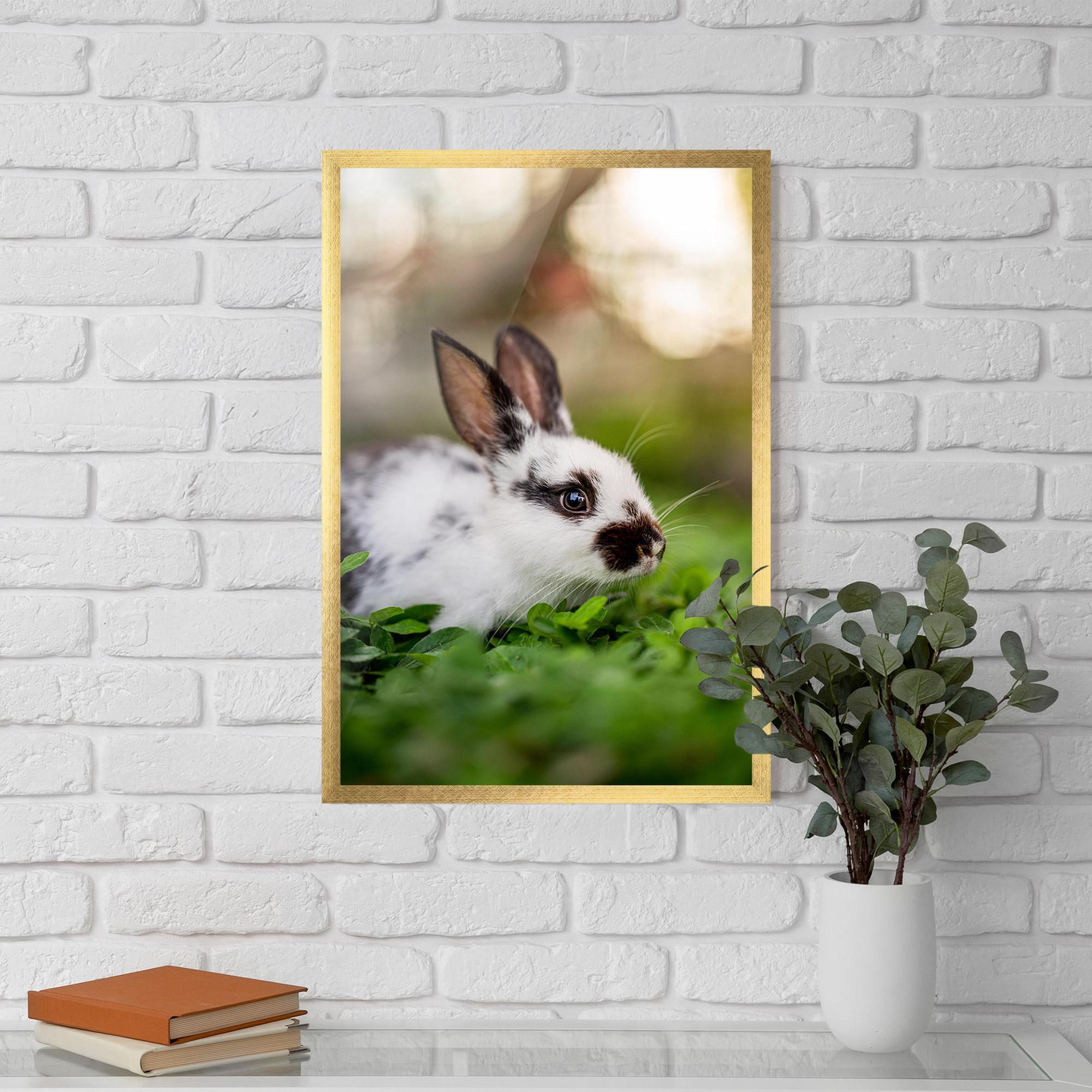 Gerahmte Poster White Black Bunny mockup 5