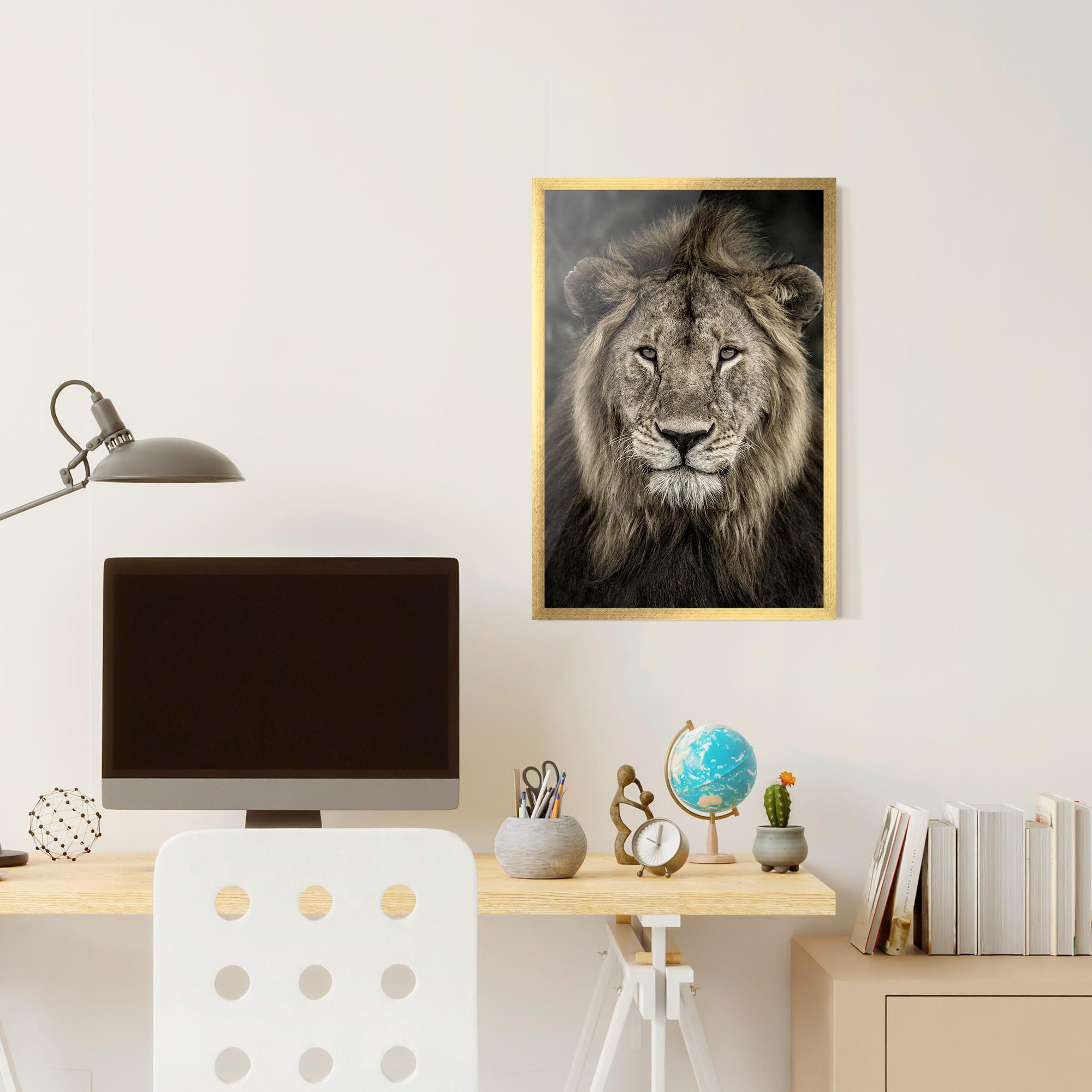 Gerahmte Poster Lion Close Up mockup 6