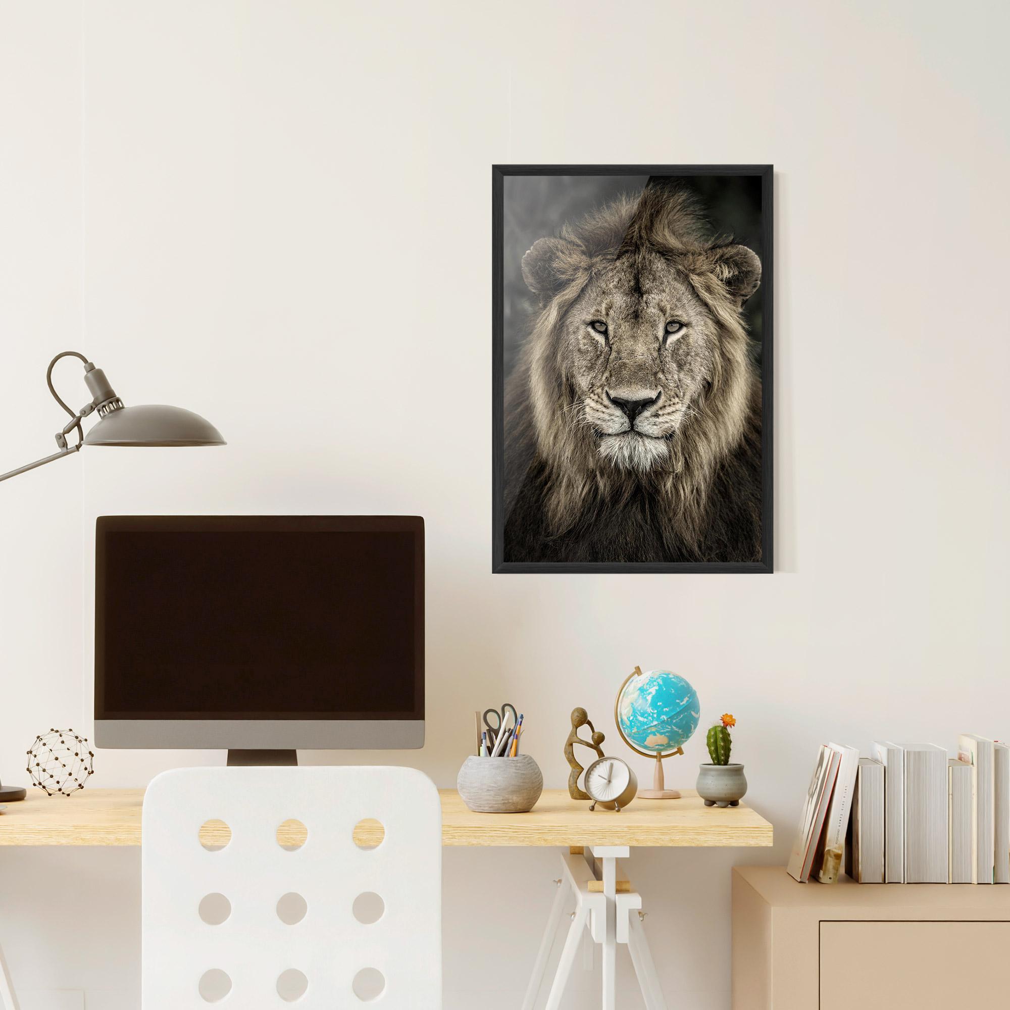 Gerahmte Poster Lion Close Up mockup 6