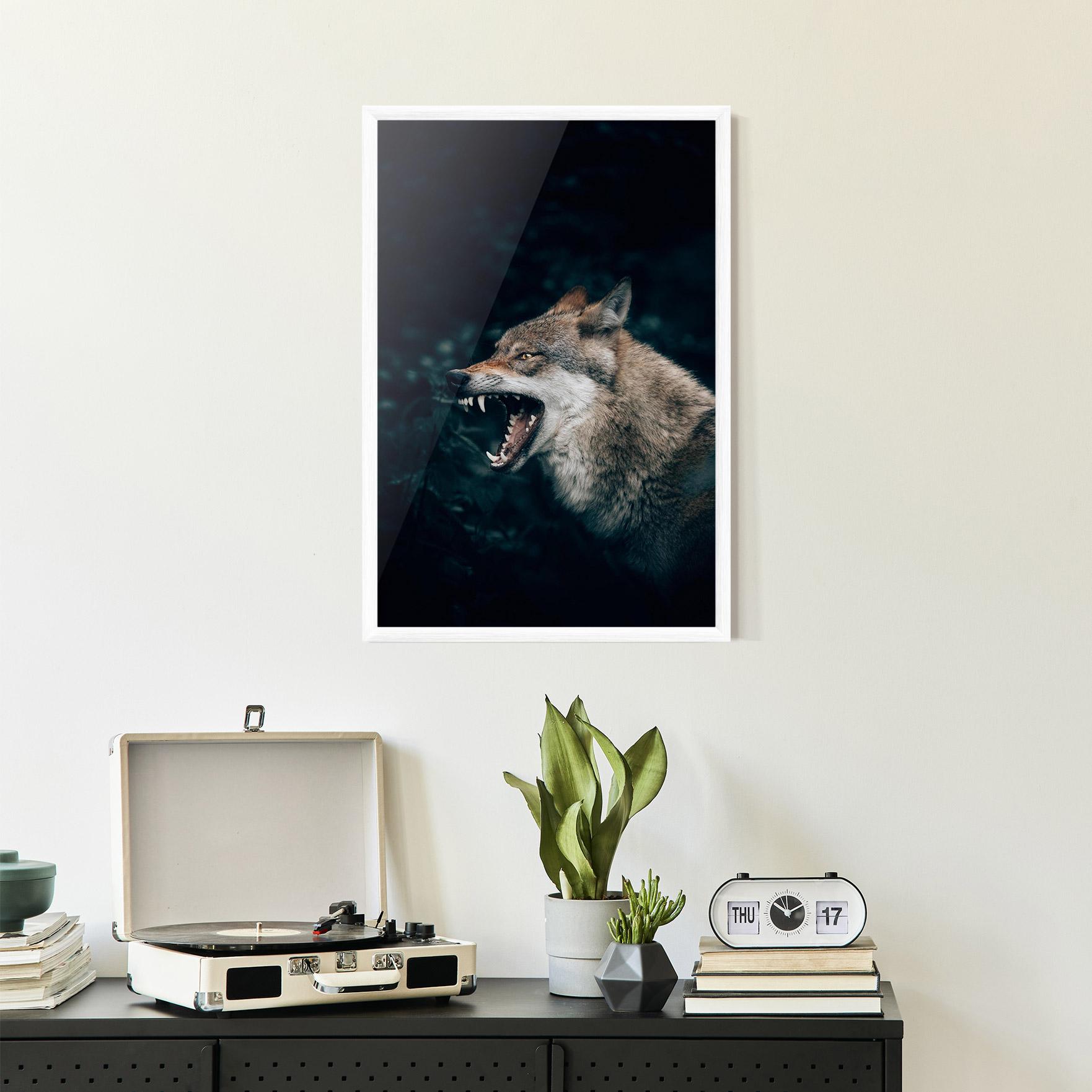 Gerahmte Poster Angry Wolf In The Forest mockup 2