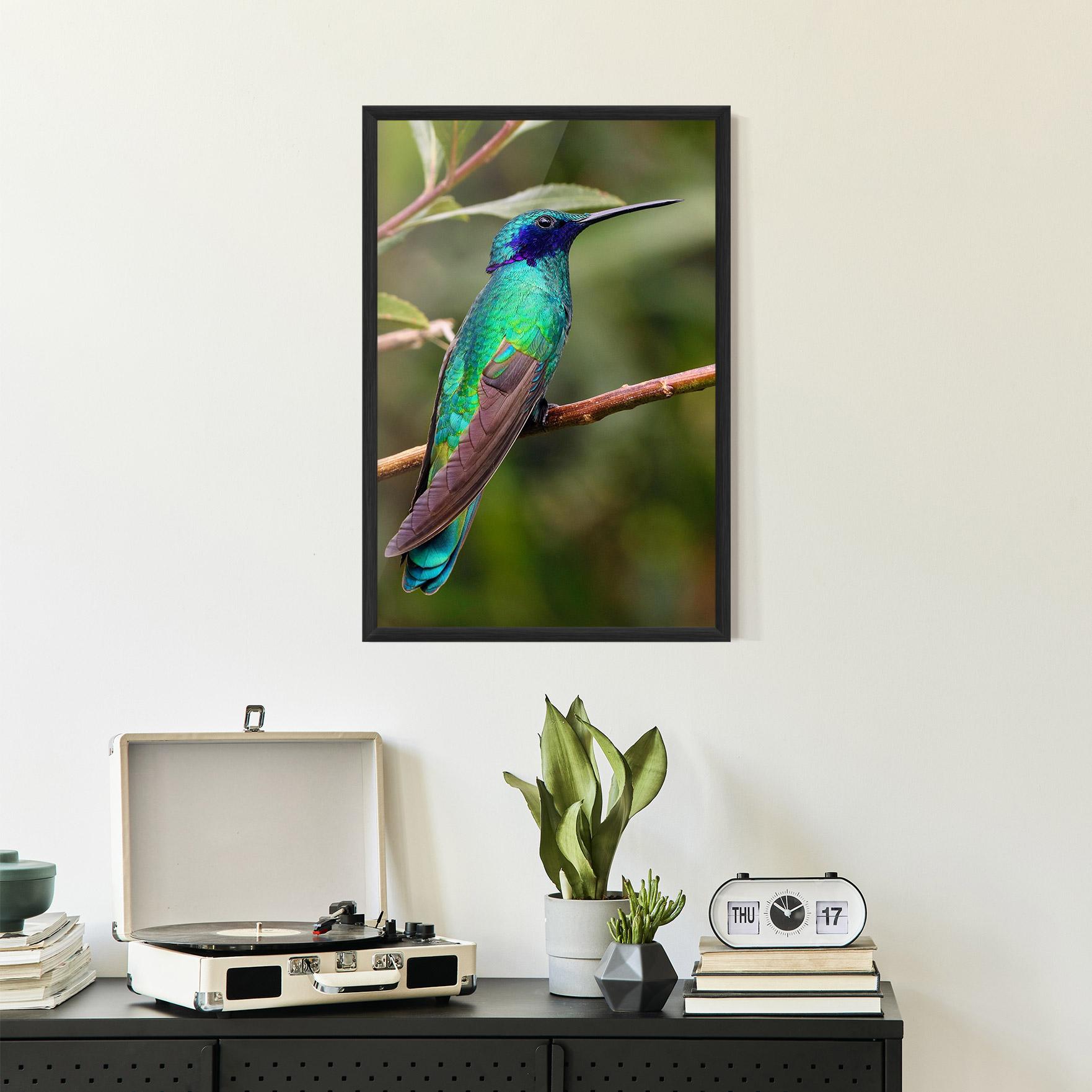 Gerahmte Poster Green Bird mockup 2