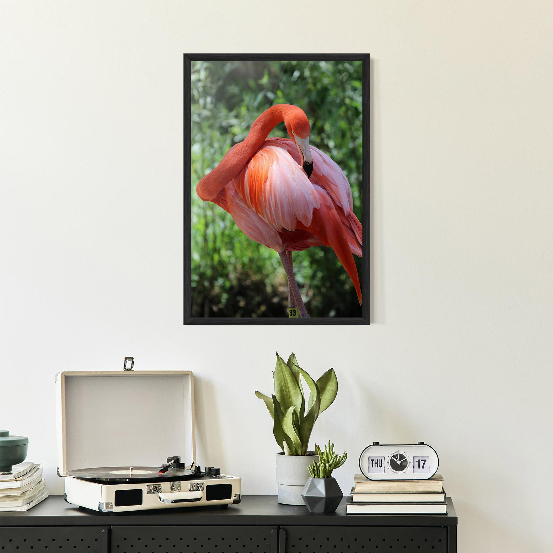 Gerahmte Poster Red Flamingo mockup 2