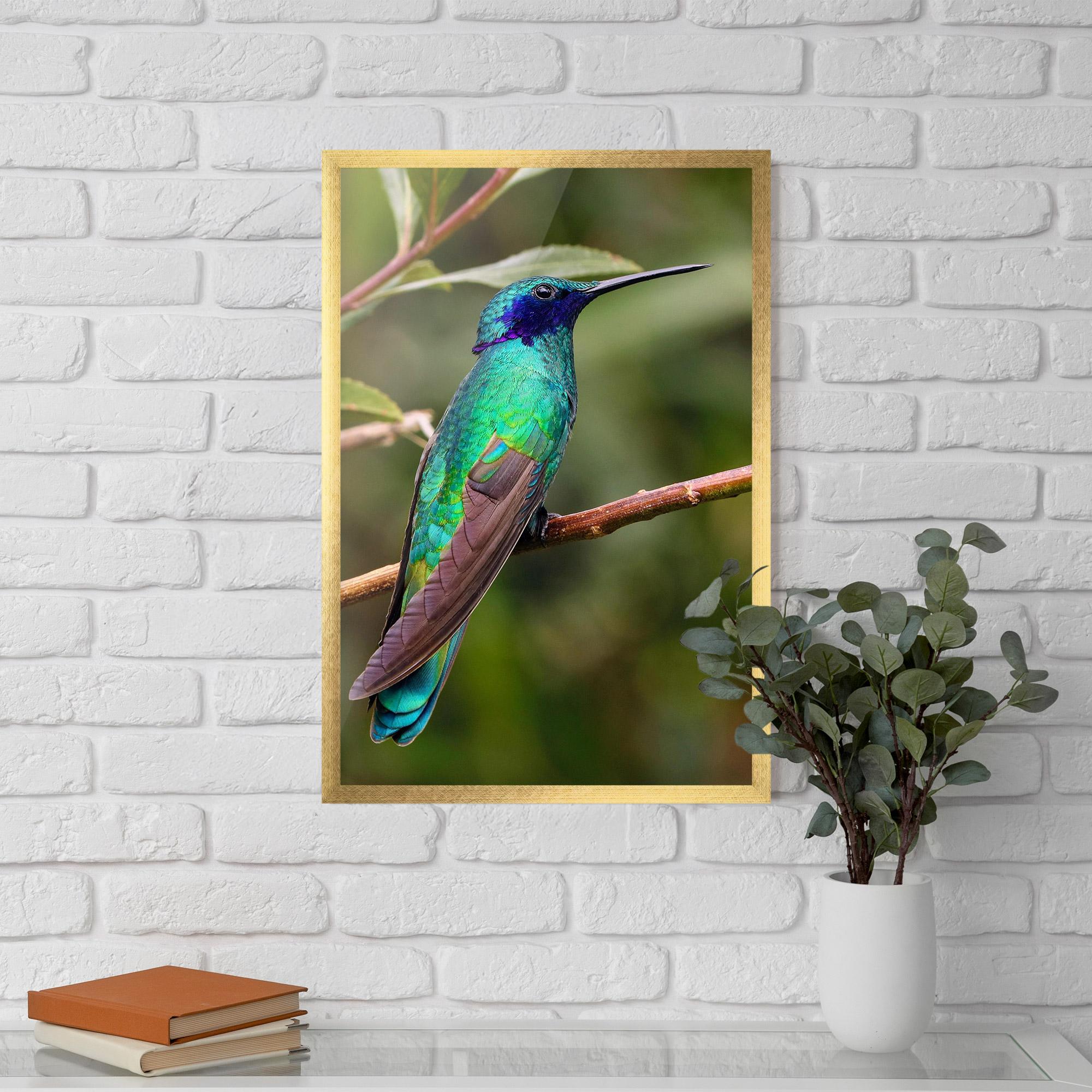 Gerahmte Poster Green Bird mockup 5