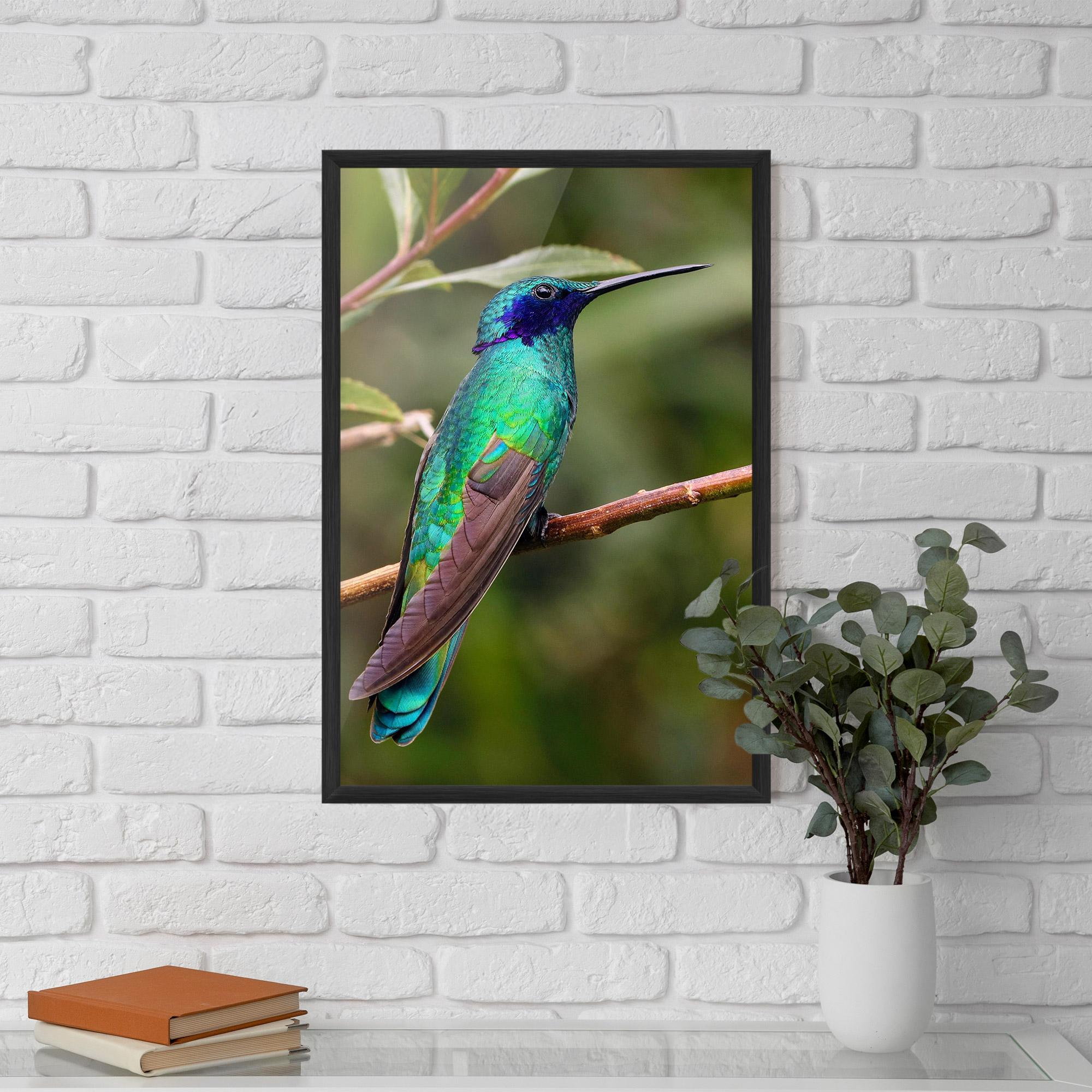 Gerahmte Poster Green Bird mockup 5