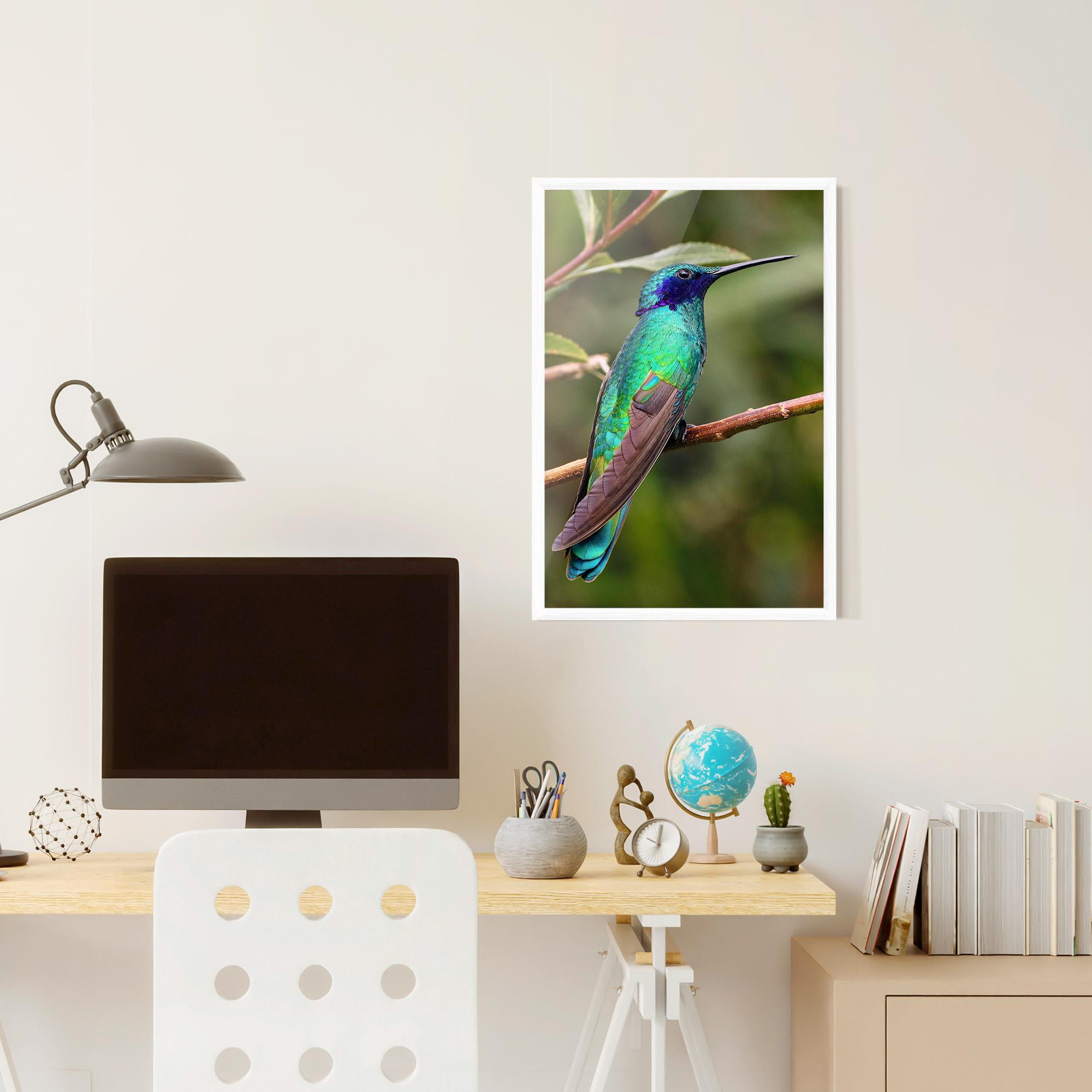 Gerahmte Poster Green Bird mockup 6