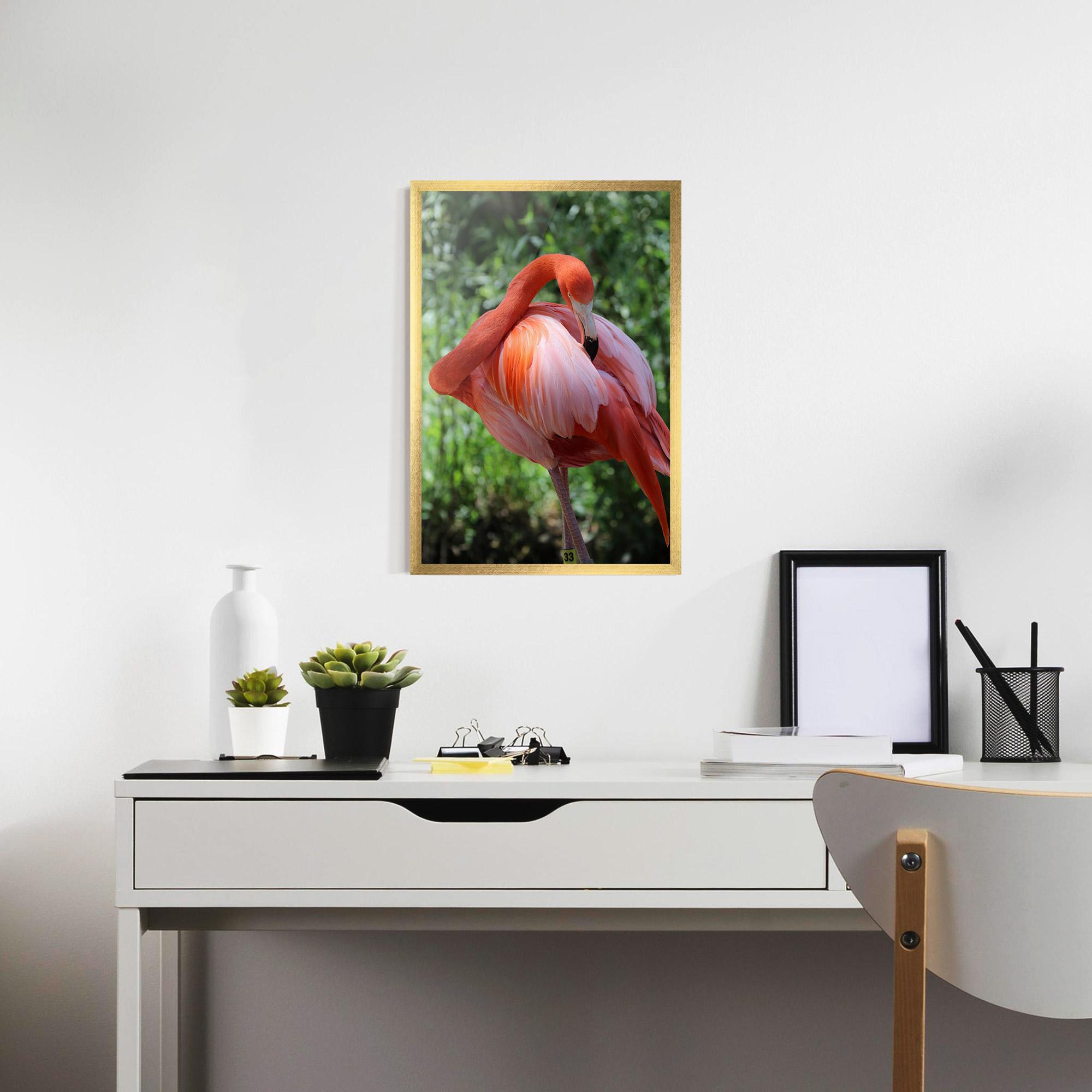 Gerahmte Poster Red Flamingo mockup 7