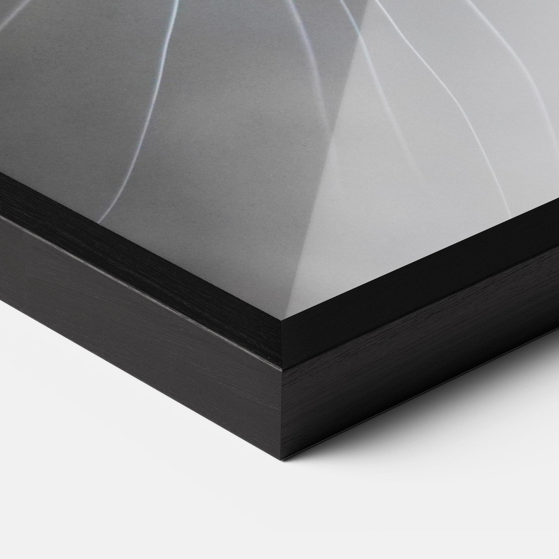 Gerahmte Poster Pretty Orange Eyes Cat mockup 3