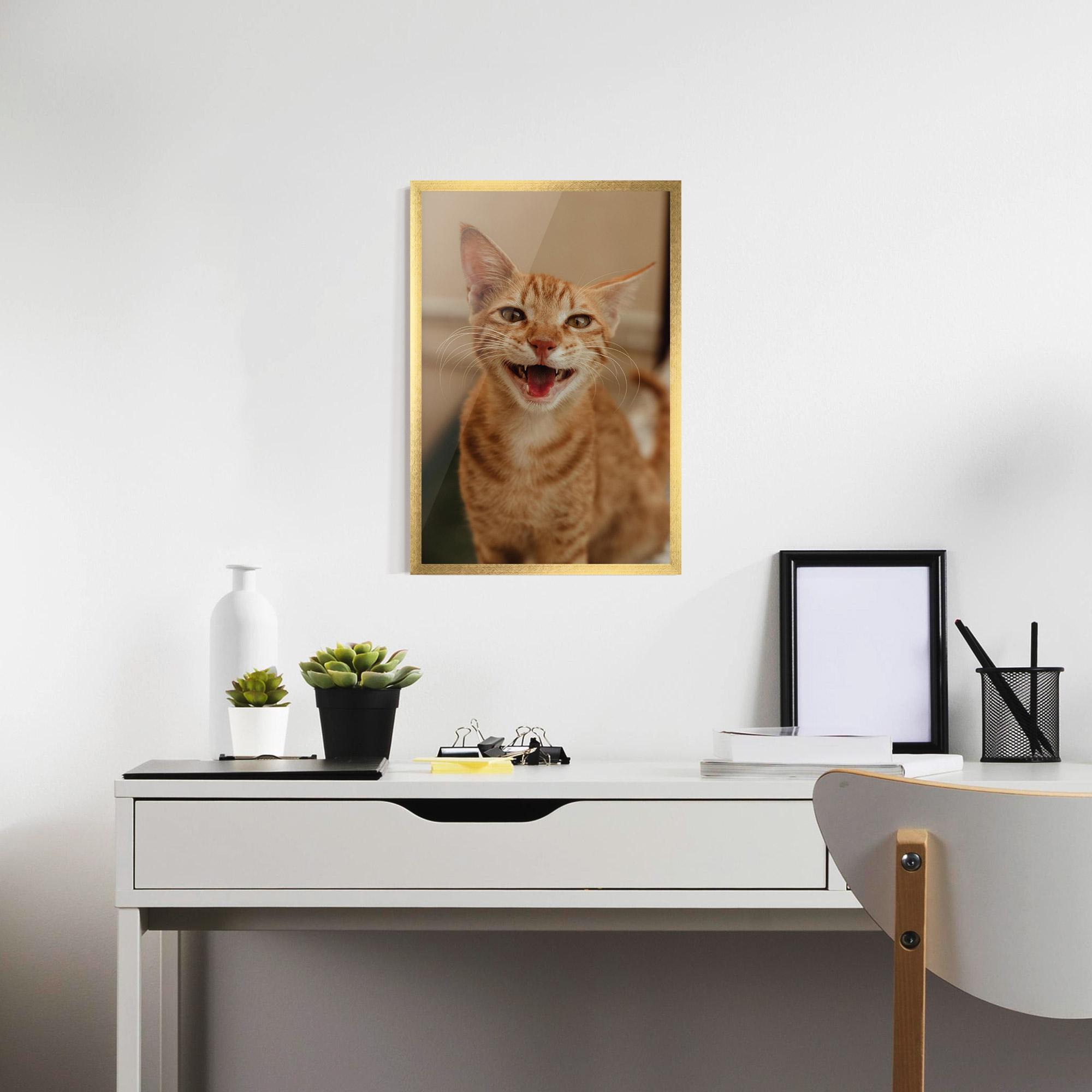 Gerahmte Poster Orange Cat Smiling mockup 7