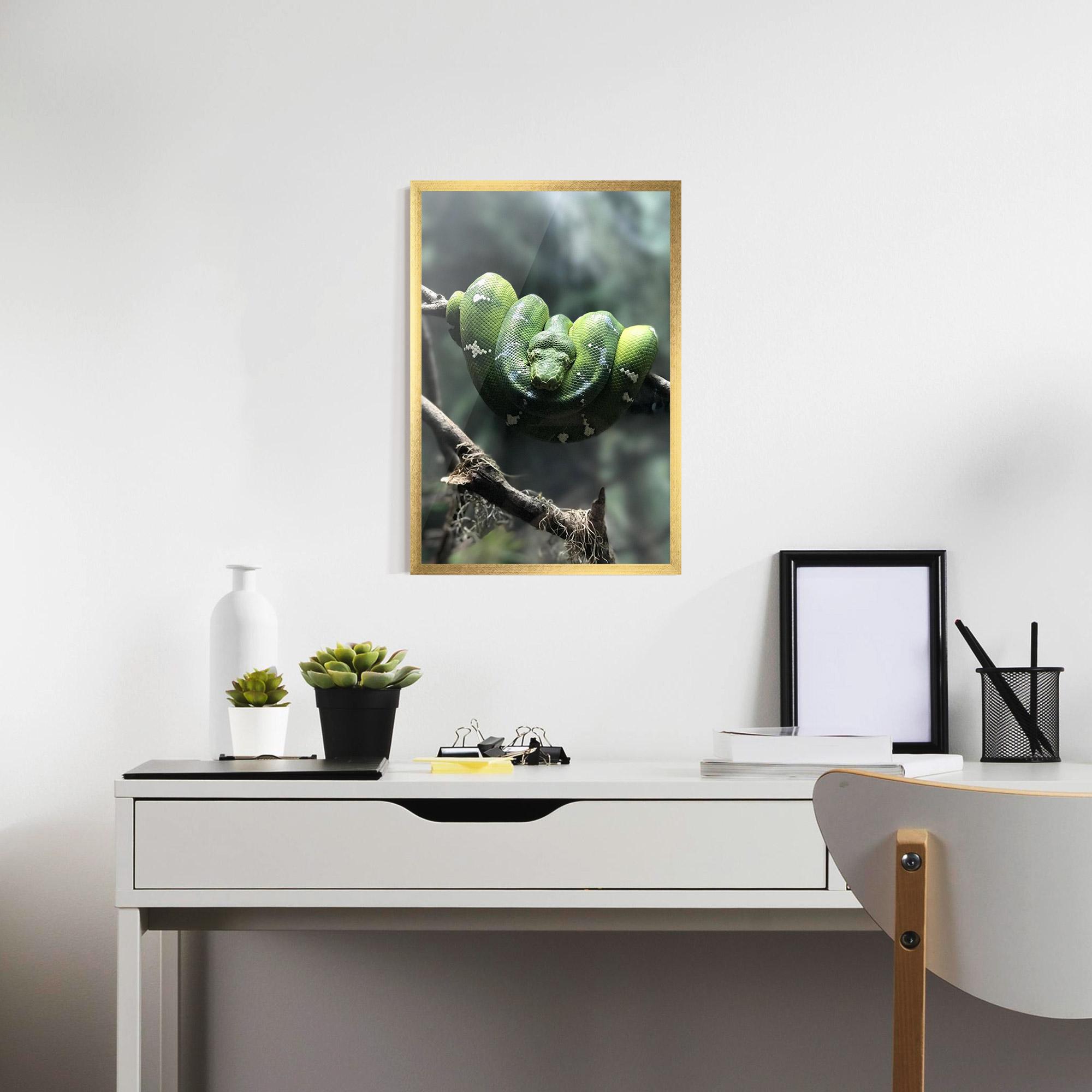 Gerahmte Poster Sleepy Snake mockup 7