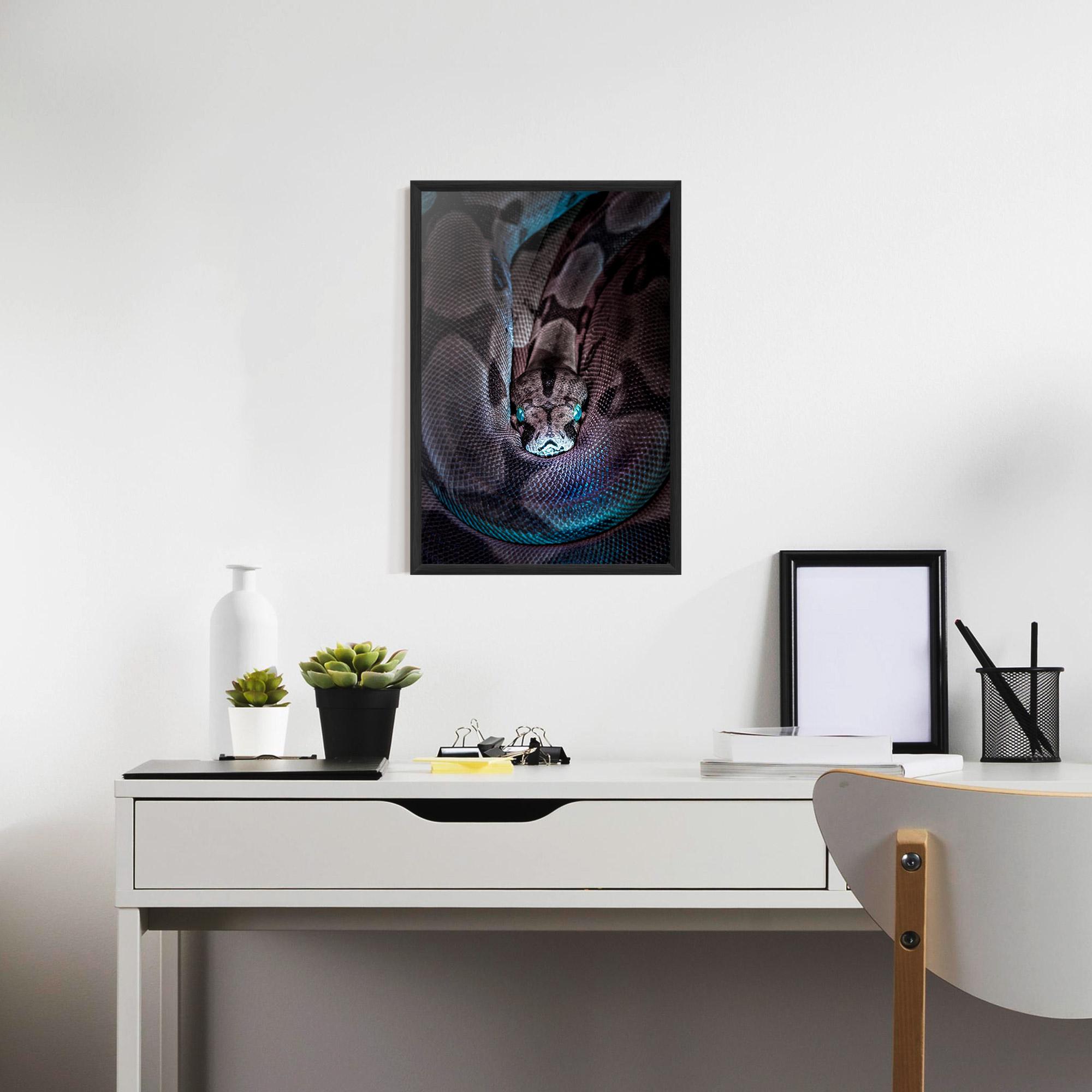 Gerahmte Poster Vibrant Snake mockup 7