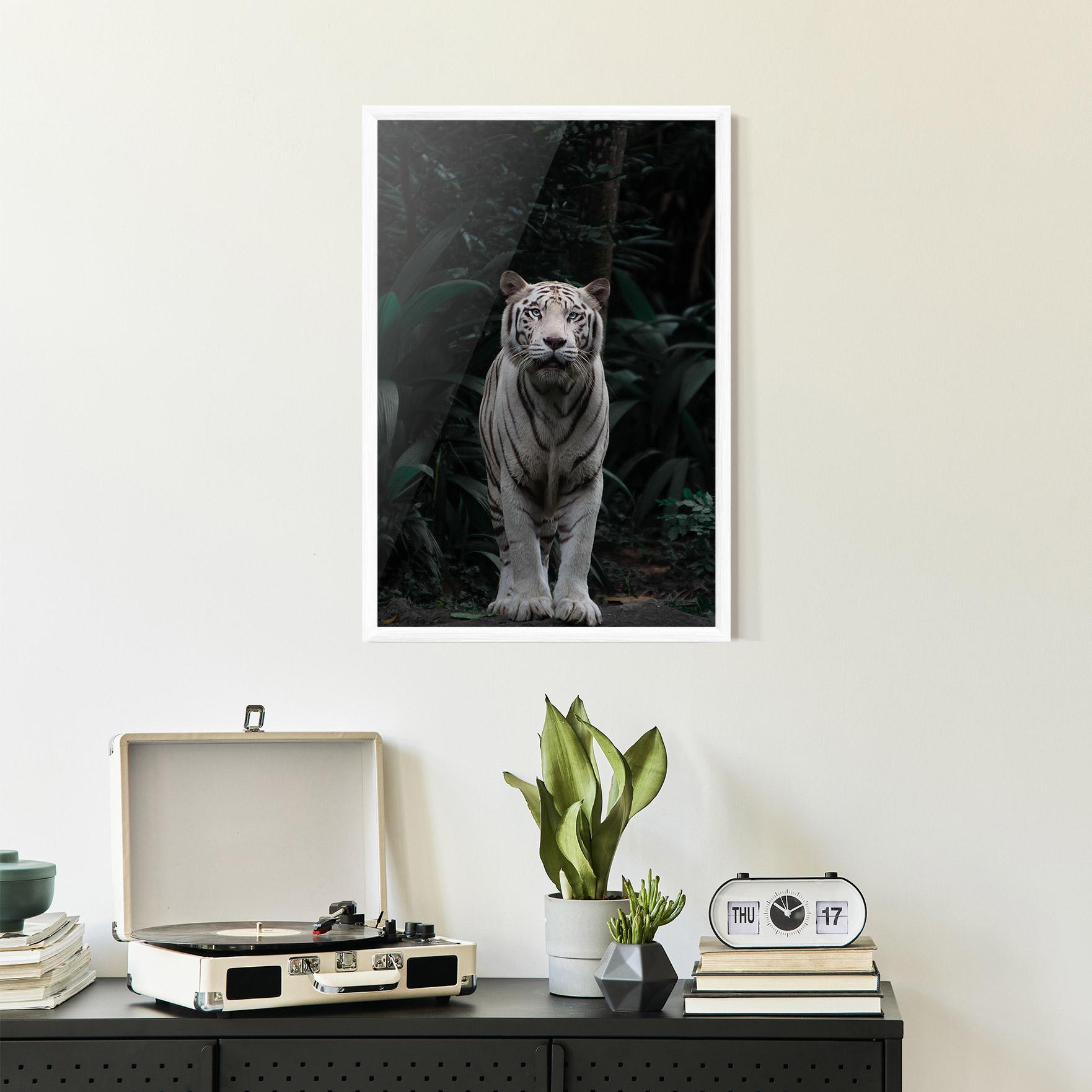 Gerahmte Poster White Tiger mockup 2