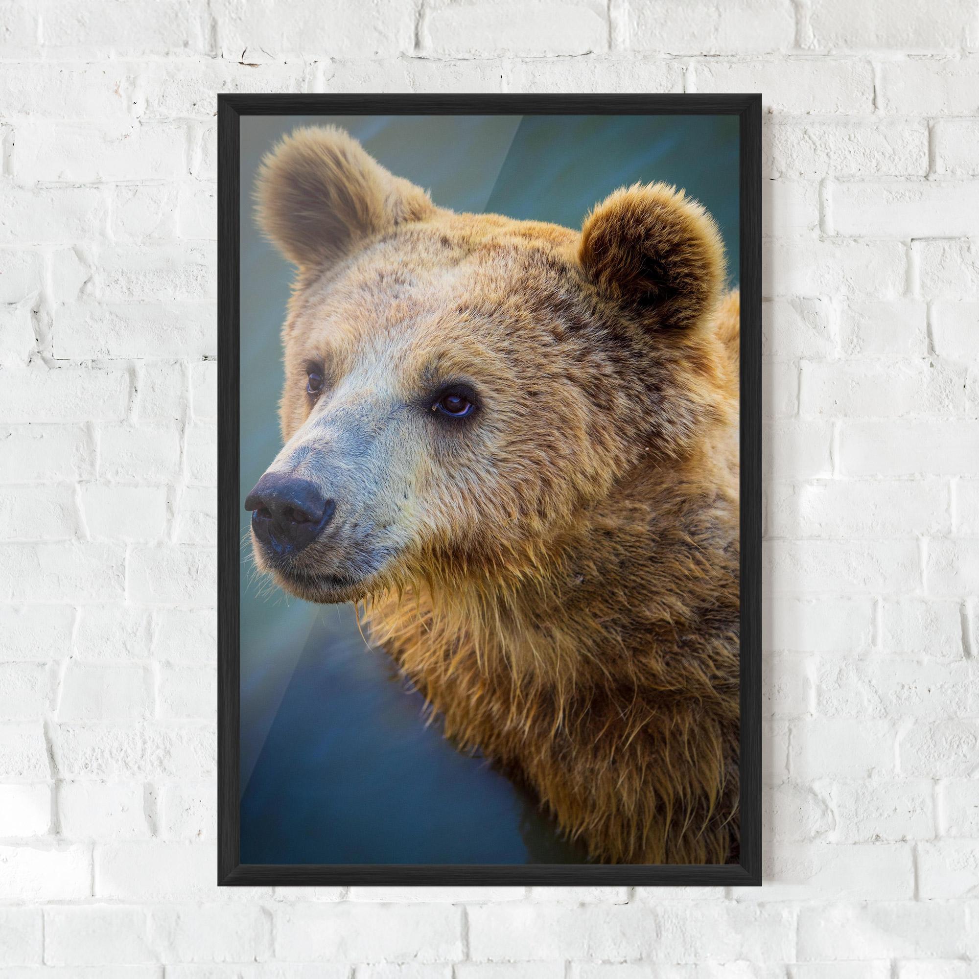 Gerahmte Poster Bear Head mockup 0