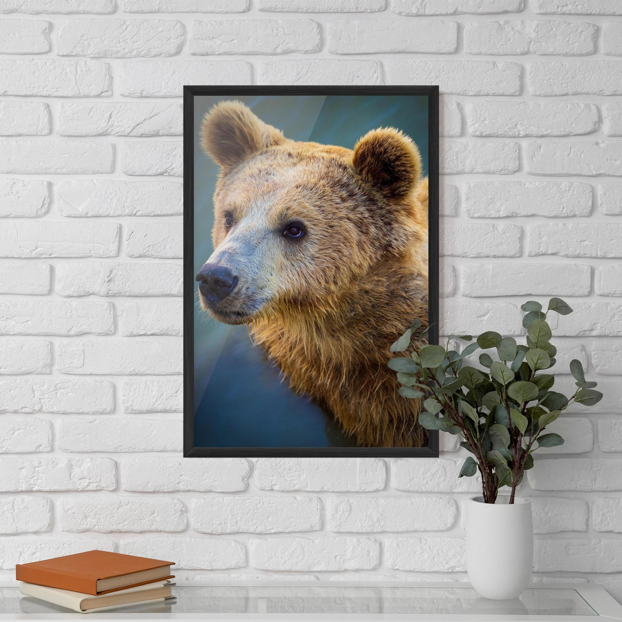 Gerahmte Poster Bear Head mockup 5