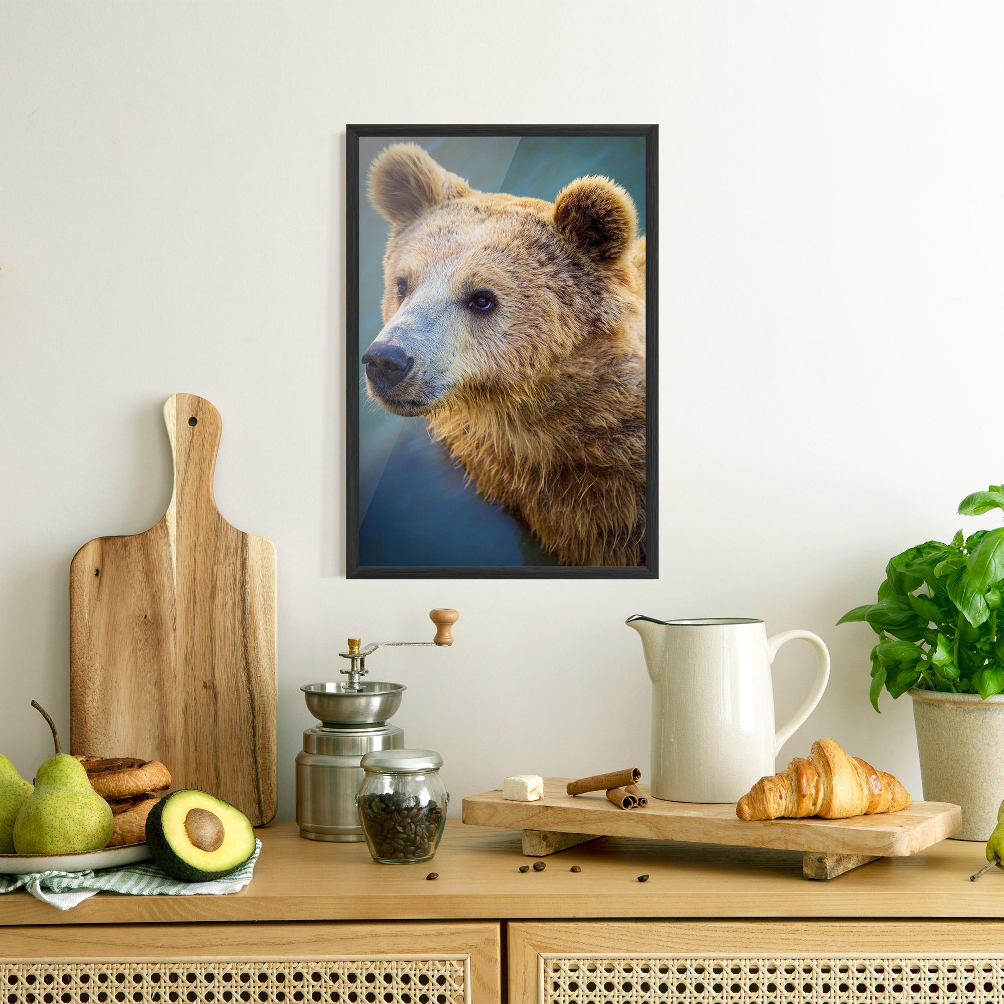 Gerahmte Poster Bear Head mockup 8