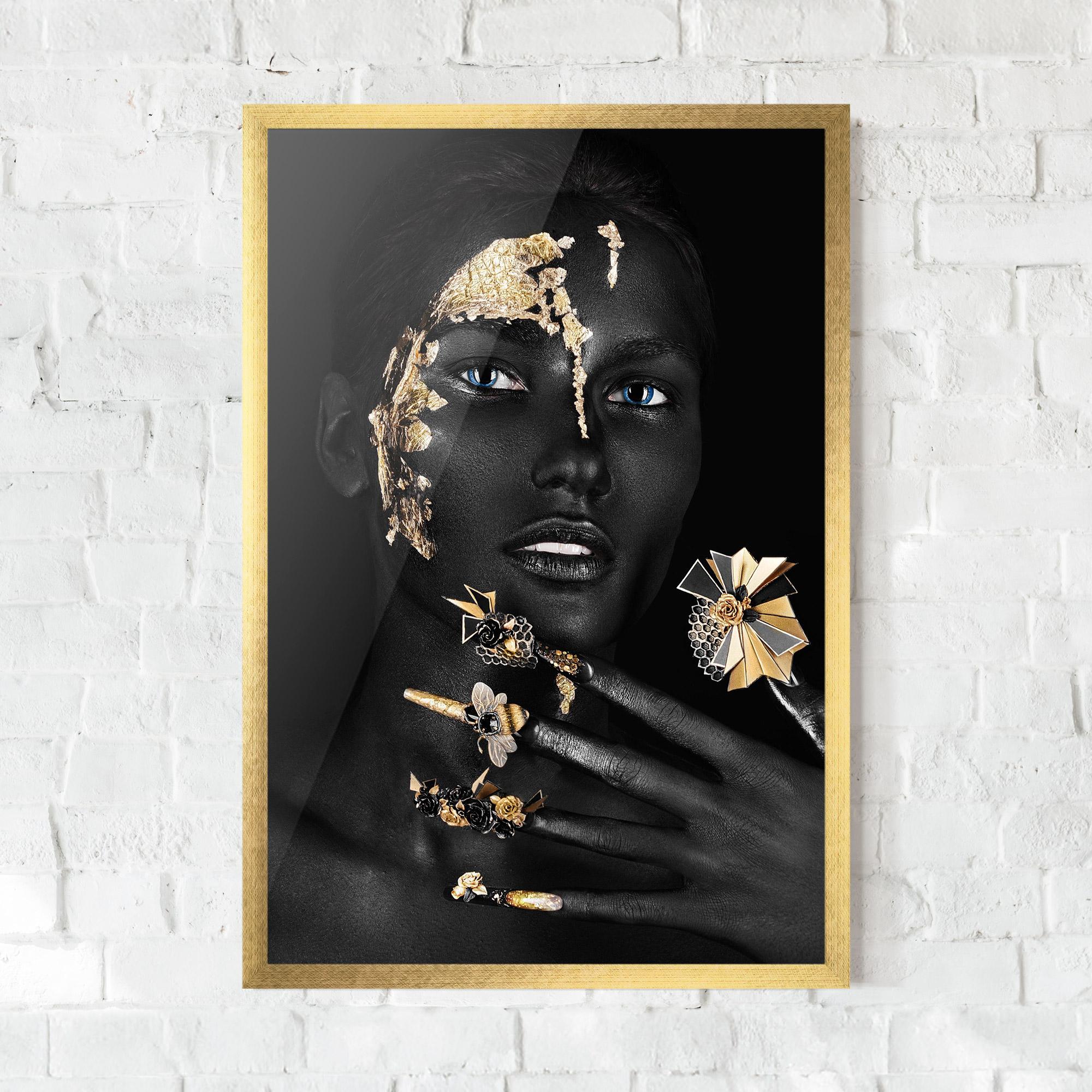 Gerahmte Poster Black Art Makeup mockup 0