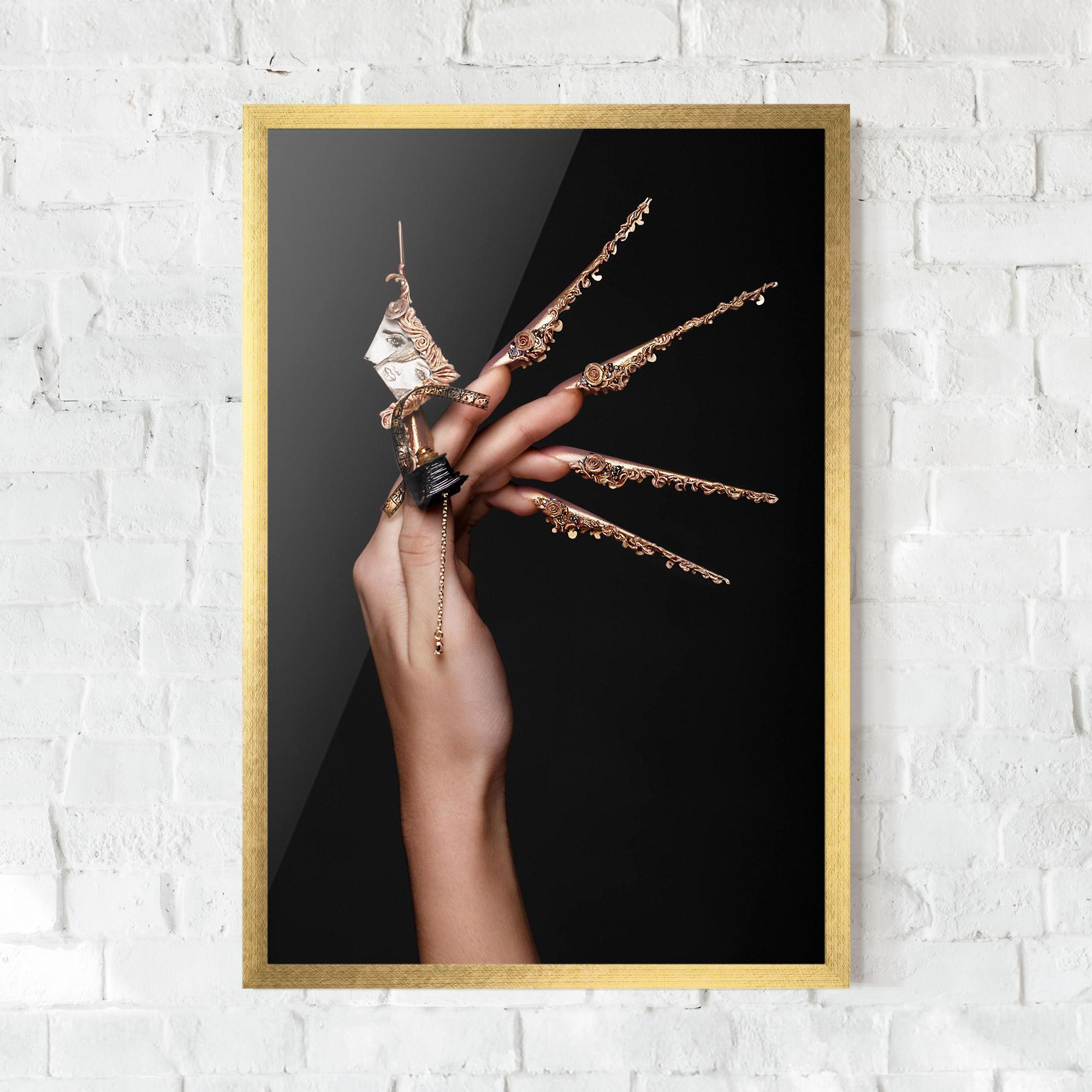 Gerahmte Poster Creative Design Nails mockup 0