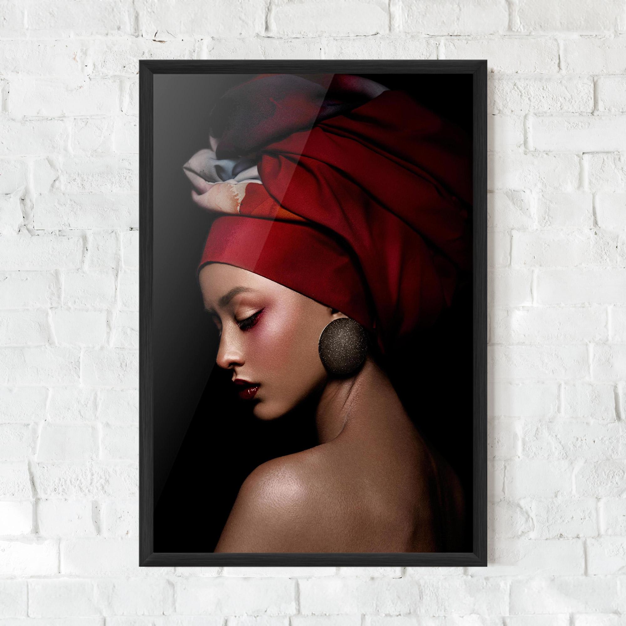 Gerahmte Poster Big Circle Earring mockup 0