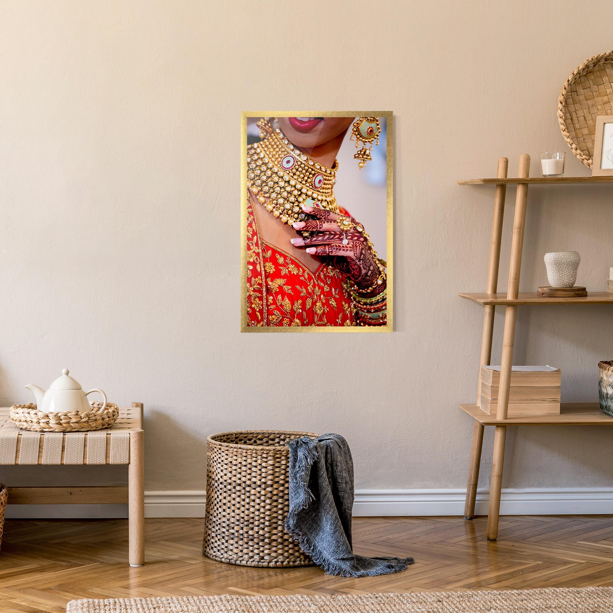 Gerahmte Poster Gold Beautiful Jewelry mockup 9