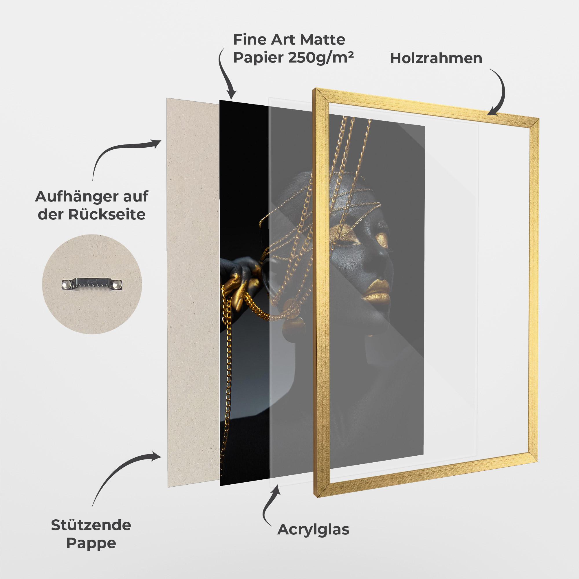 Gerahmte Poster Pretty Gold Chain mockup 1