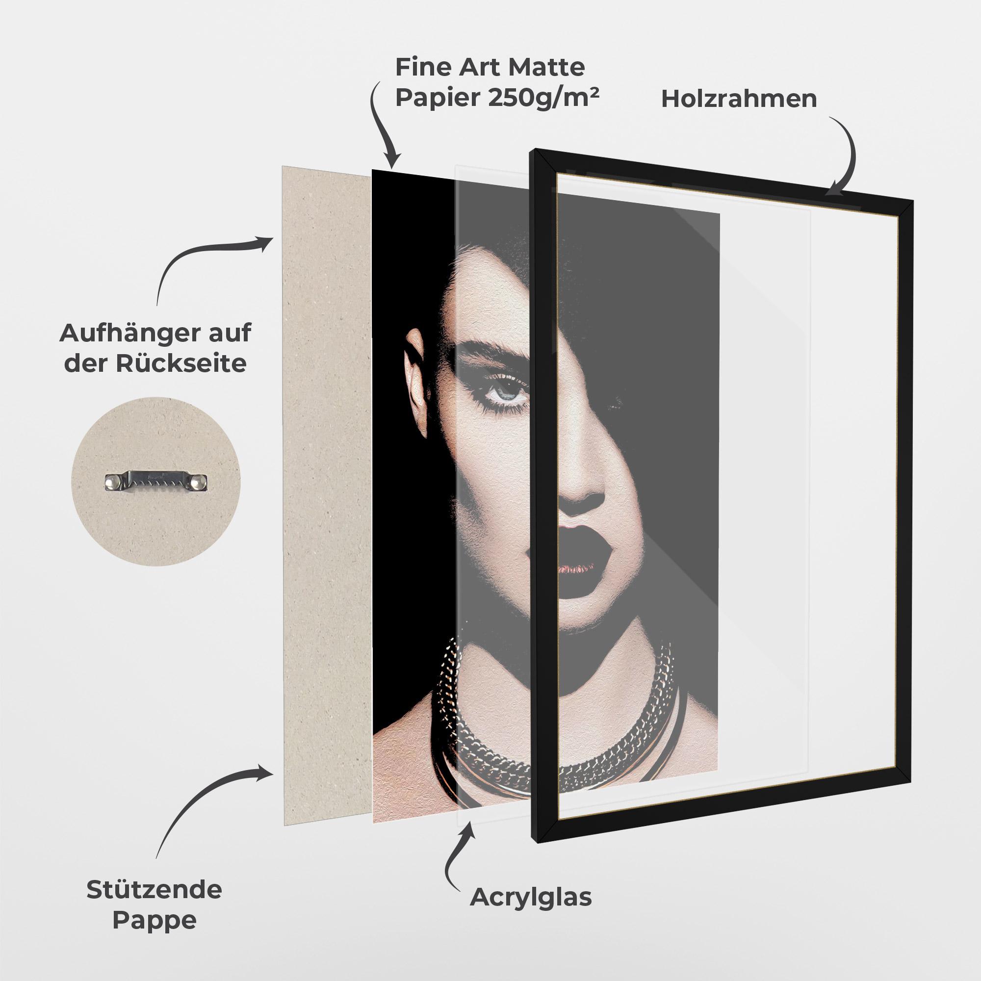 Gerahmte Poster Gold Necklace mockup 1