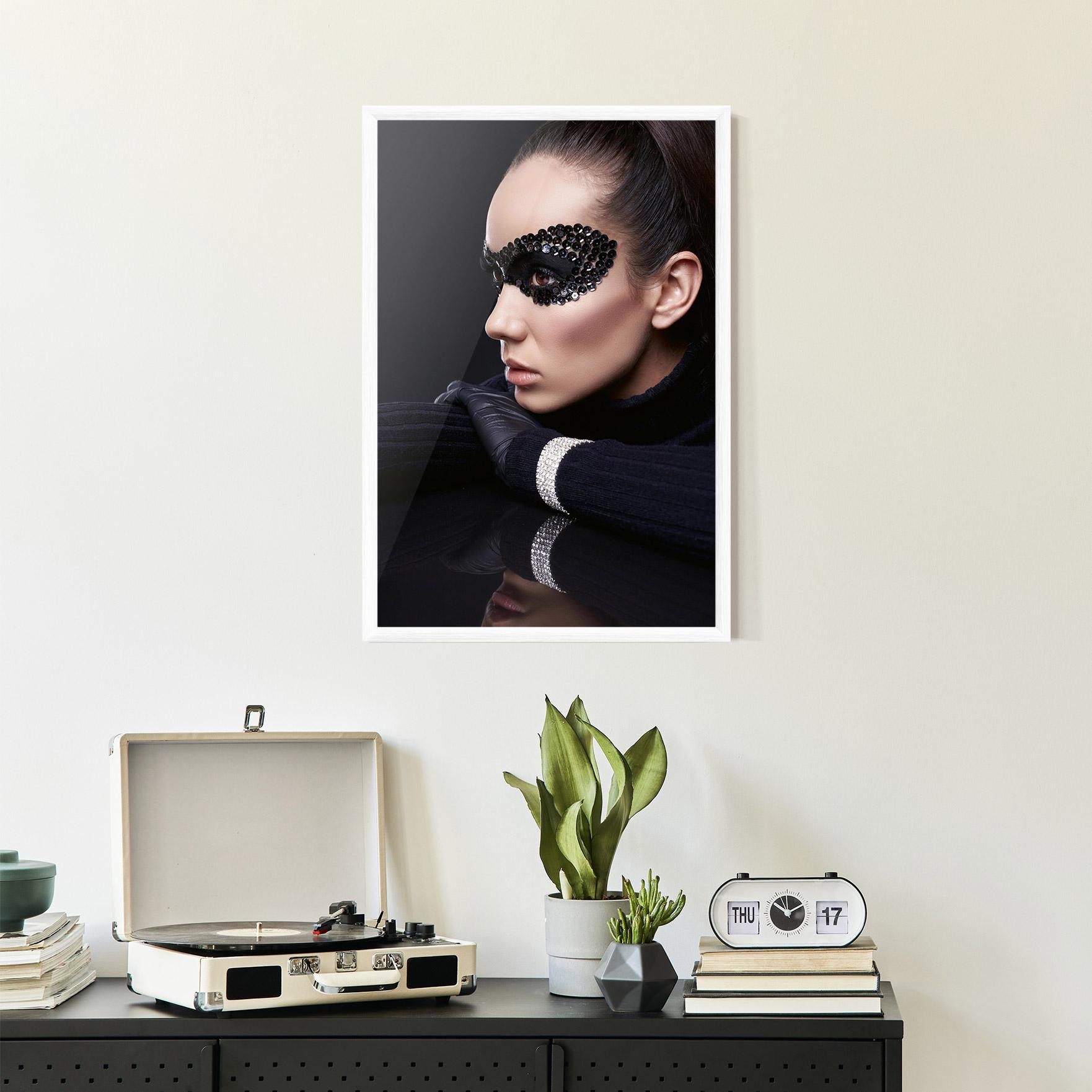 Gerahmte Poster Mirrored Bracelet mockup 2